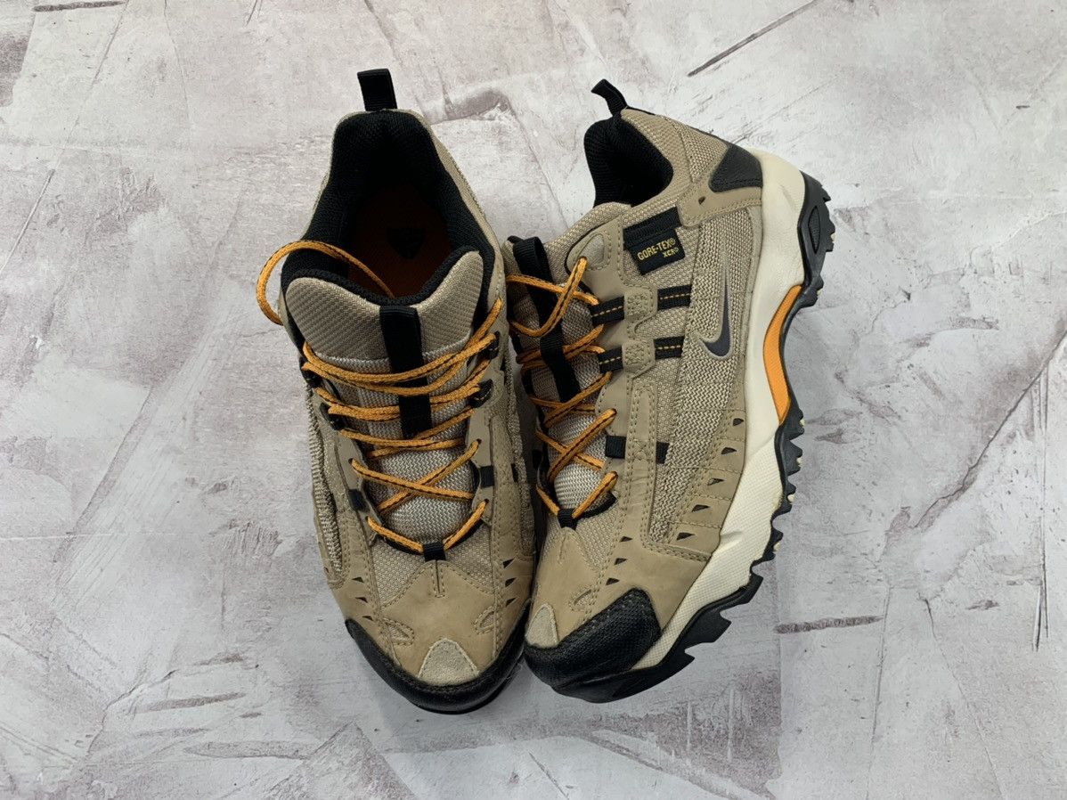 Nike × Nike ACG × Vintage Womens low top Nike ACG Y2K vintage rare Size US 7.5 / IT 37.5 - 3 Thumbnail