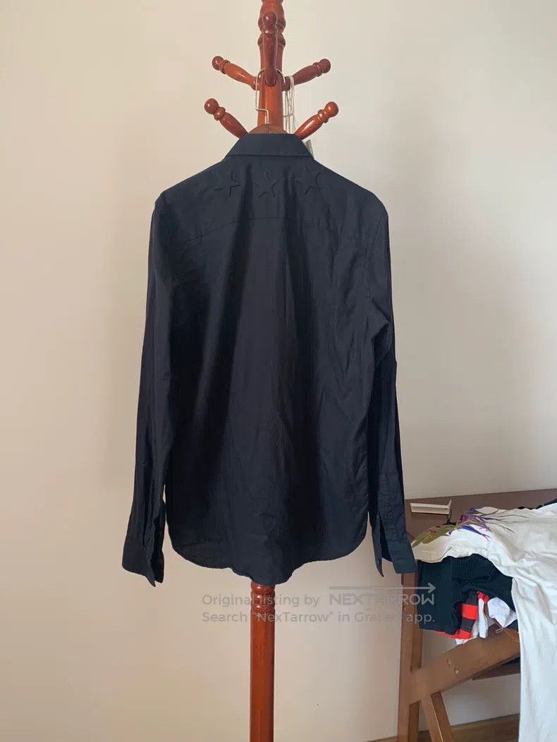 Givenchy Givenchy size 37 Relief Five-Star Shirt Size US XS / EU 42 / 0 - 2 Thumbnail
