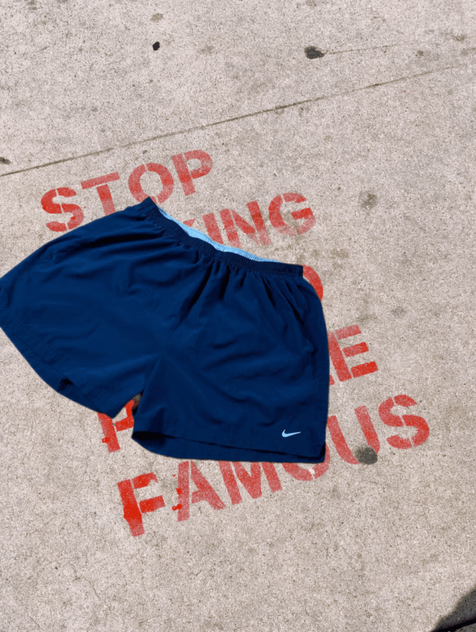 Nike × Vintage Vintage Nike Mens Shorts Size US 36 / EU 52 - 1 Thumbnail