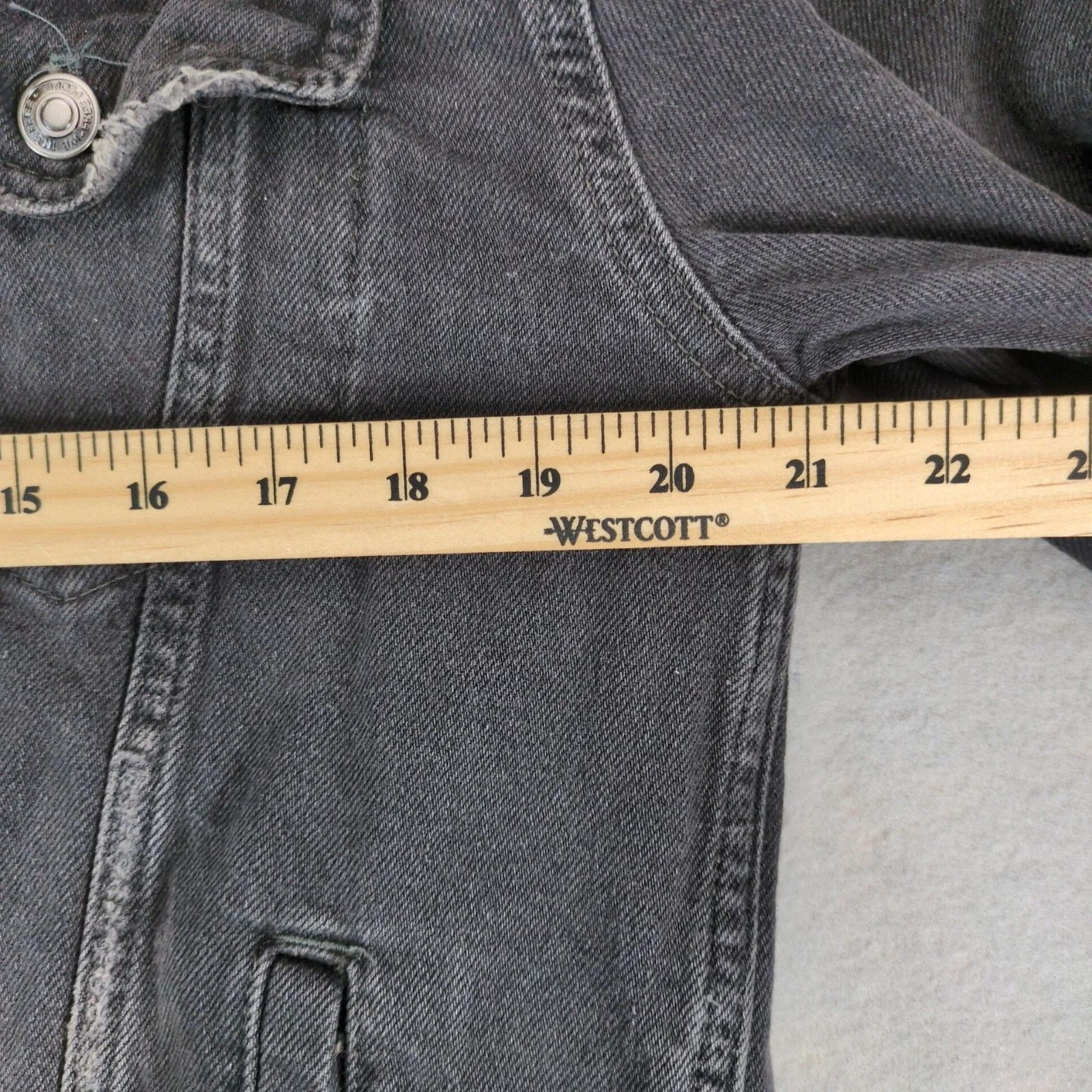 Free People We the Free People Jolene Trucker Black Denim Jean Jacket XS Size XS / US 0-2 / IT 36-38 - 6 Thumbnail