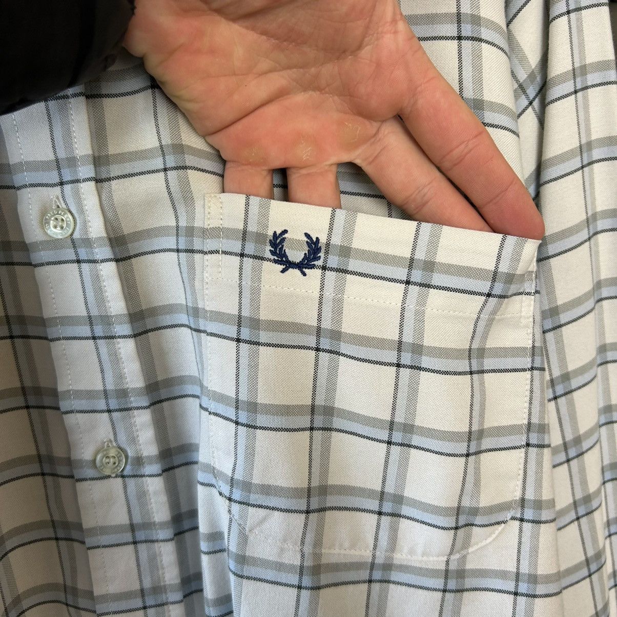 Fred Perry Vintage Fred Perry Small Logo France 90’s Basic button shirt Size US M / EU 48-50 / 2 - 9 Thumbnail