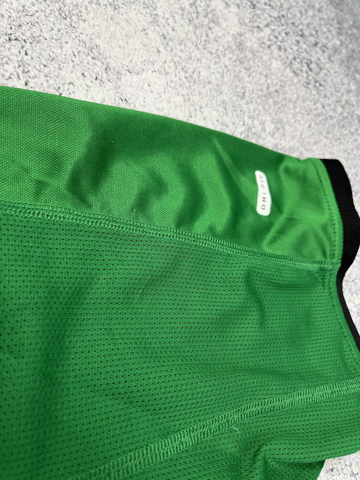 Nike Tirol Innsbruck 2001/02 Nike Vintage Soccer Jersey Rare Size US M / EU 48-50 / 2 - 10 Thumbnail