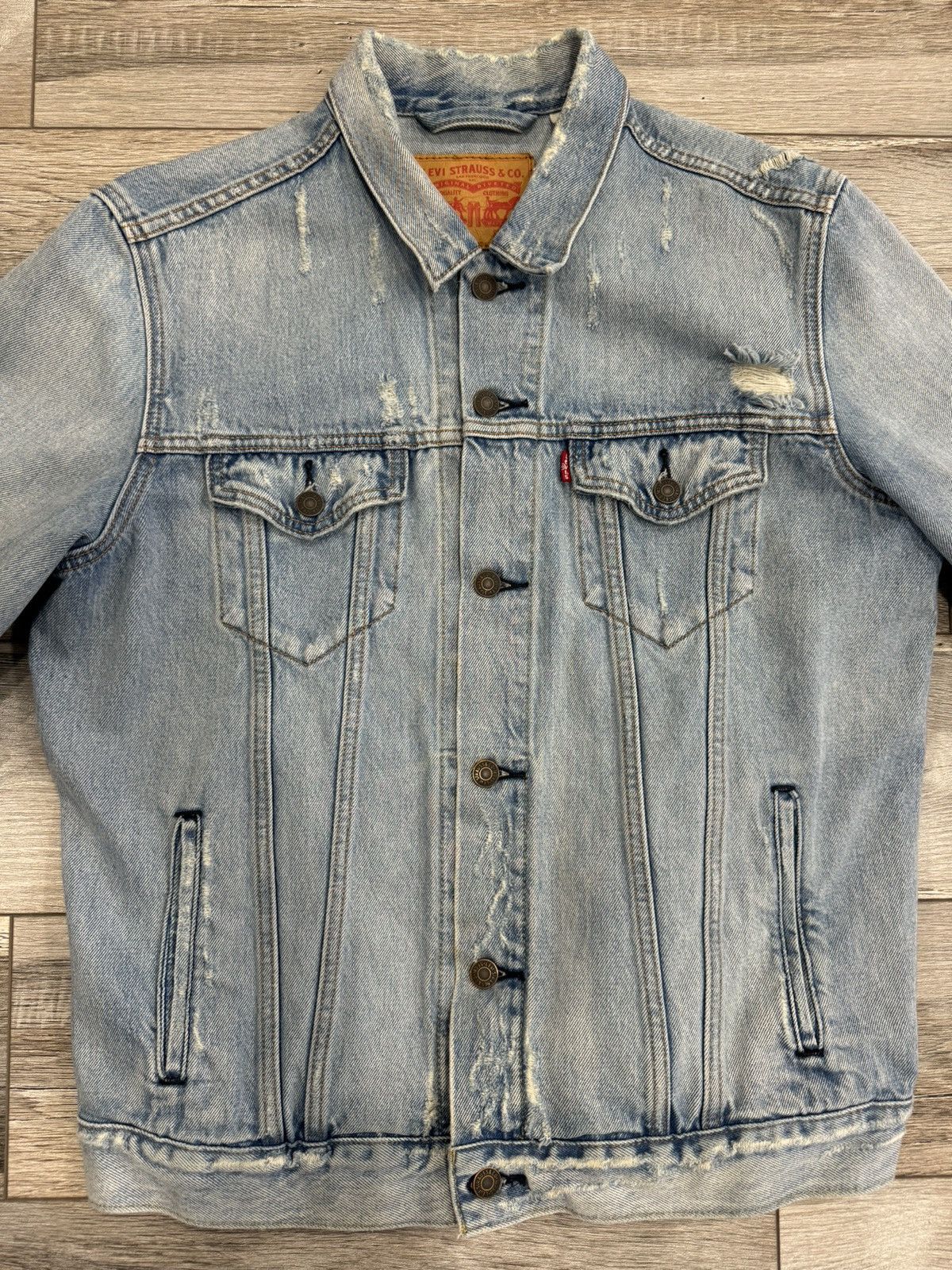 Levi's Distressed Levi’s Denim Jacket Size US L / EU 52-54 / 3 - 2 Thumbnail