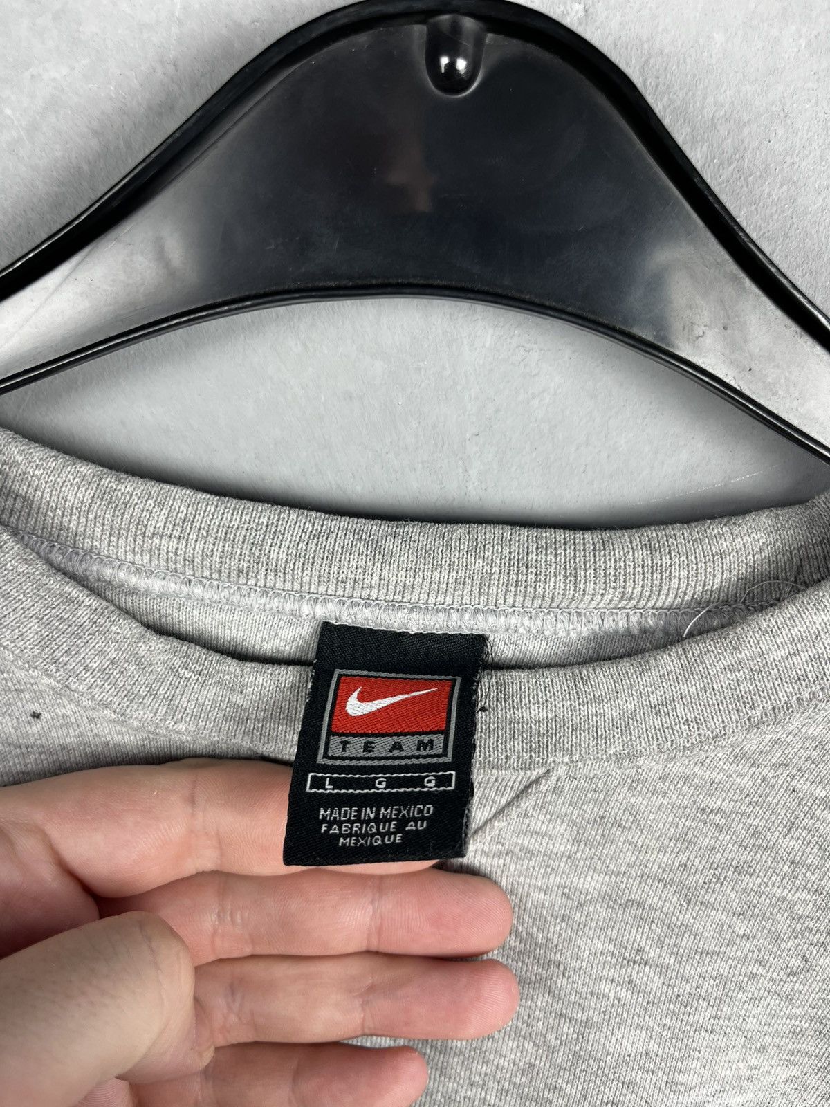 Nike Nike vintage big logo sweatshirt 90s Size US L / EU 52-54 / 3 - 2 Thumbnail