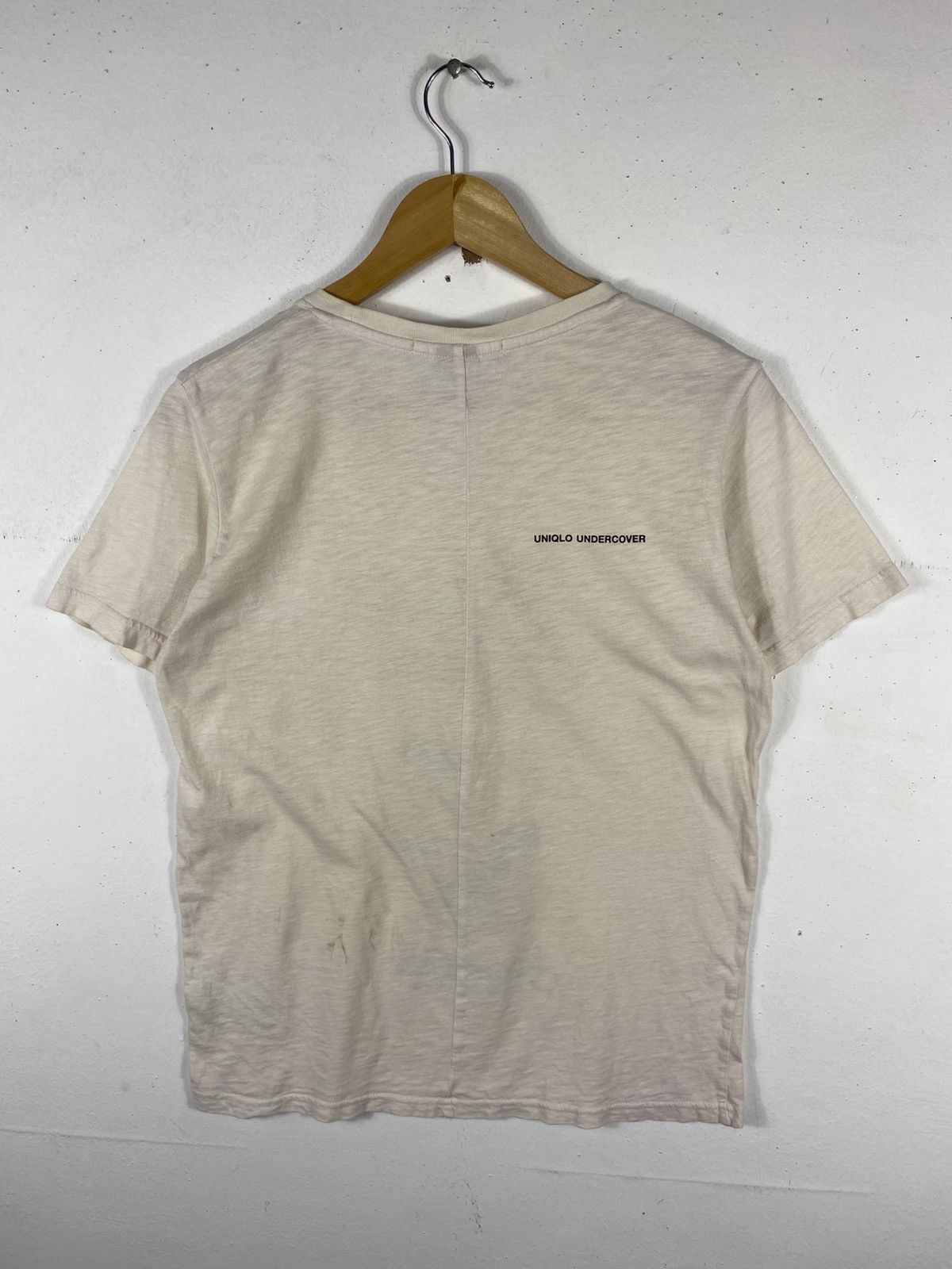 Undercover × Uniqlo Uniqlo X Undercover Bashful Snow White & 7 Dwarfs T-Shirt Size US M / EU 48-50 / 2 - 3 Thumbnail