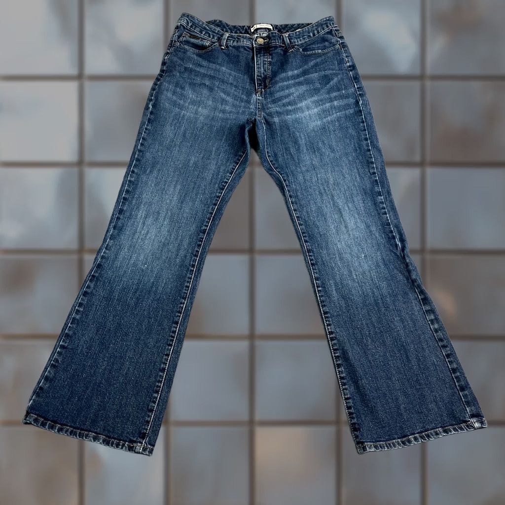Lee Lee Womens Jeans Bootcut 32 30 UK14 Dark Wash Blue High Waist Denim Regular 5-Pocket Style Slimming Pockets Machine Washable Jeans Mens Womens Girls Size 36" / US 14 / IT 50 - 1 Thumbnail