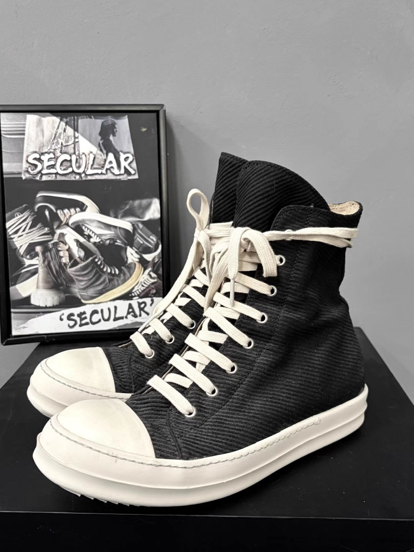 Rick Owens Rick Owens DRKSHDW Black Canvas High-top Sneakers K34 Size US 8.5 / EU 41-42 - 1 Thumbnail