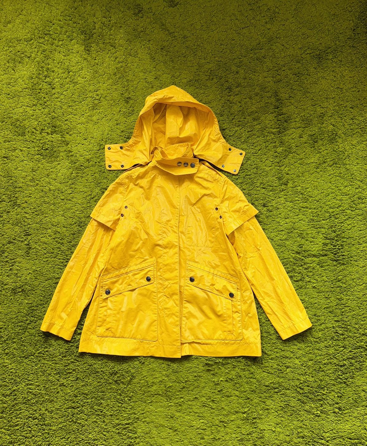 Burberry Burberry Brit yellow raincoat jacket Size M / US 6-8 / IT 42-44 - 1 Thumbnail