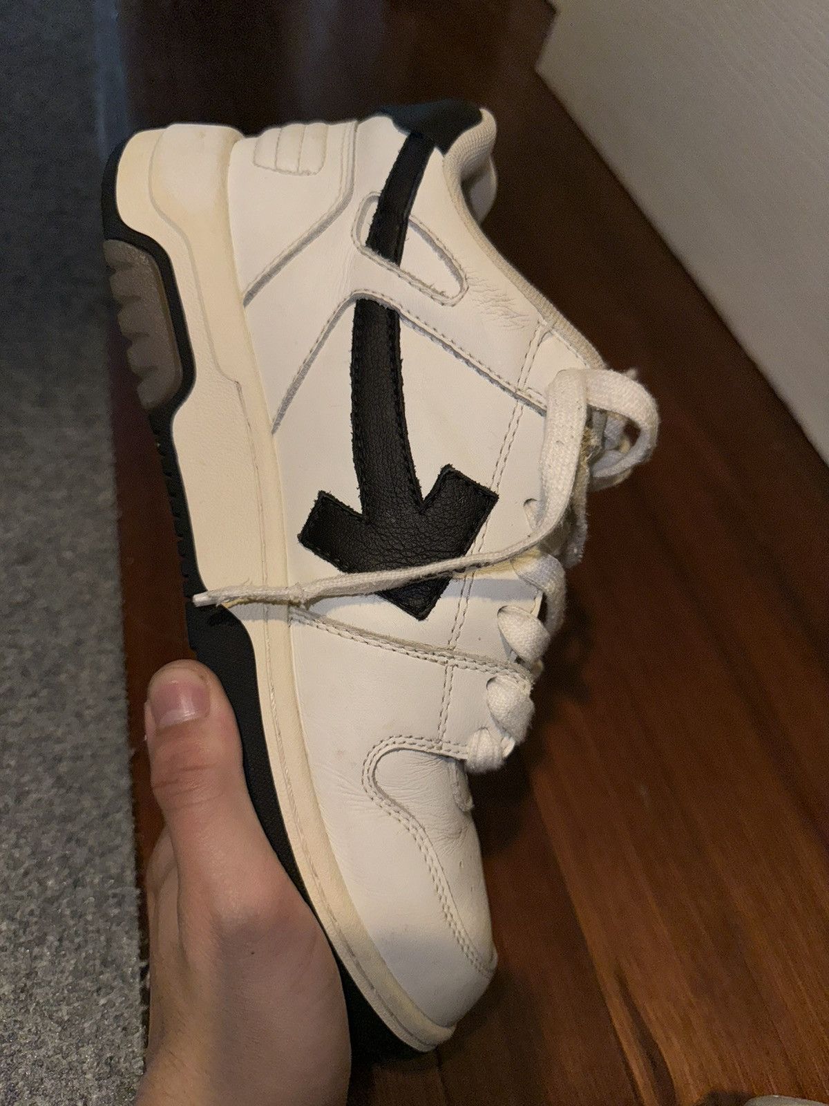 Off-White Off-White Out of Office Low Top Sneakers in White and Black Size US 6.5 / EU 39-40 - 10 Thumbnail