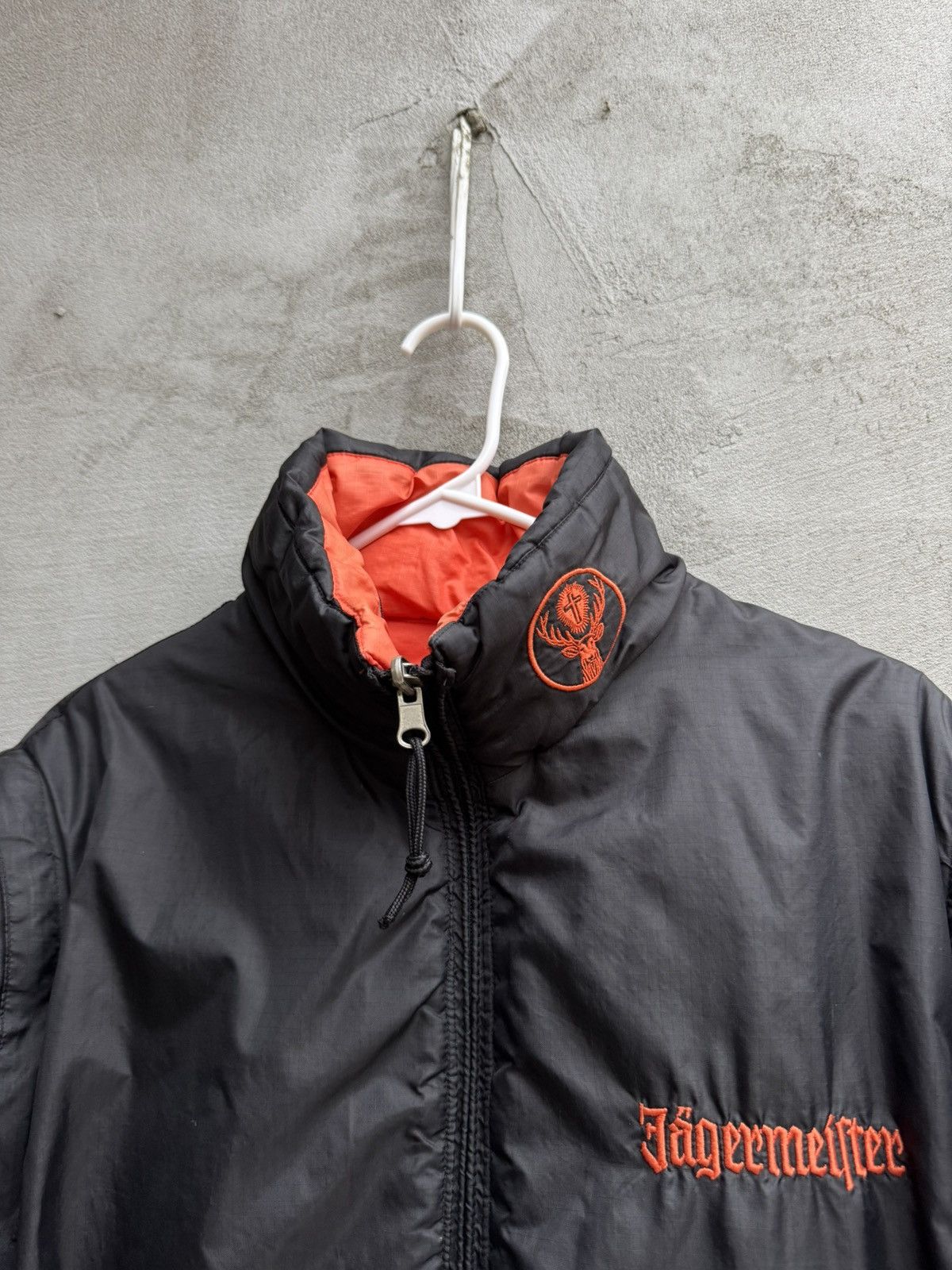 Jagermeister Vintage Jagermeister Puffer Jacket Reversible Transformable Size US M / EU 48-50 / 2 - 4 Thumbnail