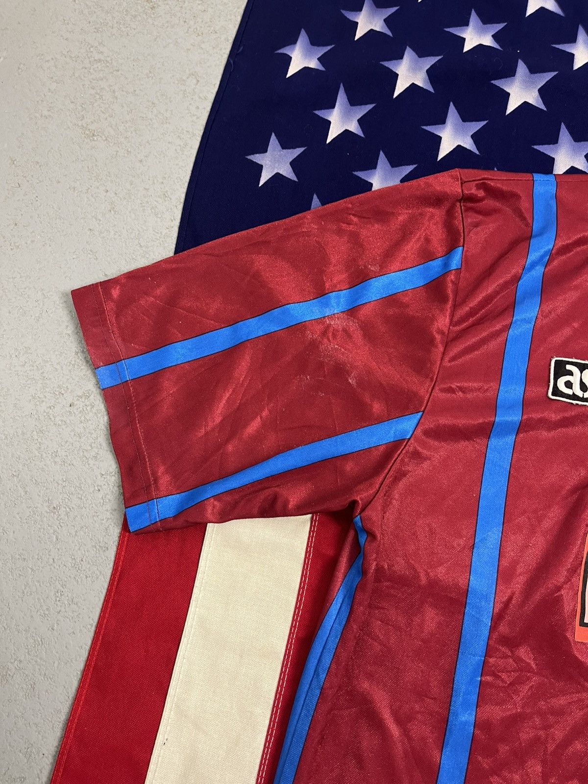 Asics VTG 90s Asics Aston Villa Müller Home Soccer Jersey Red Blue Size US L / EU 52-54 / 3 - 5 Thumbnail