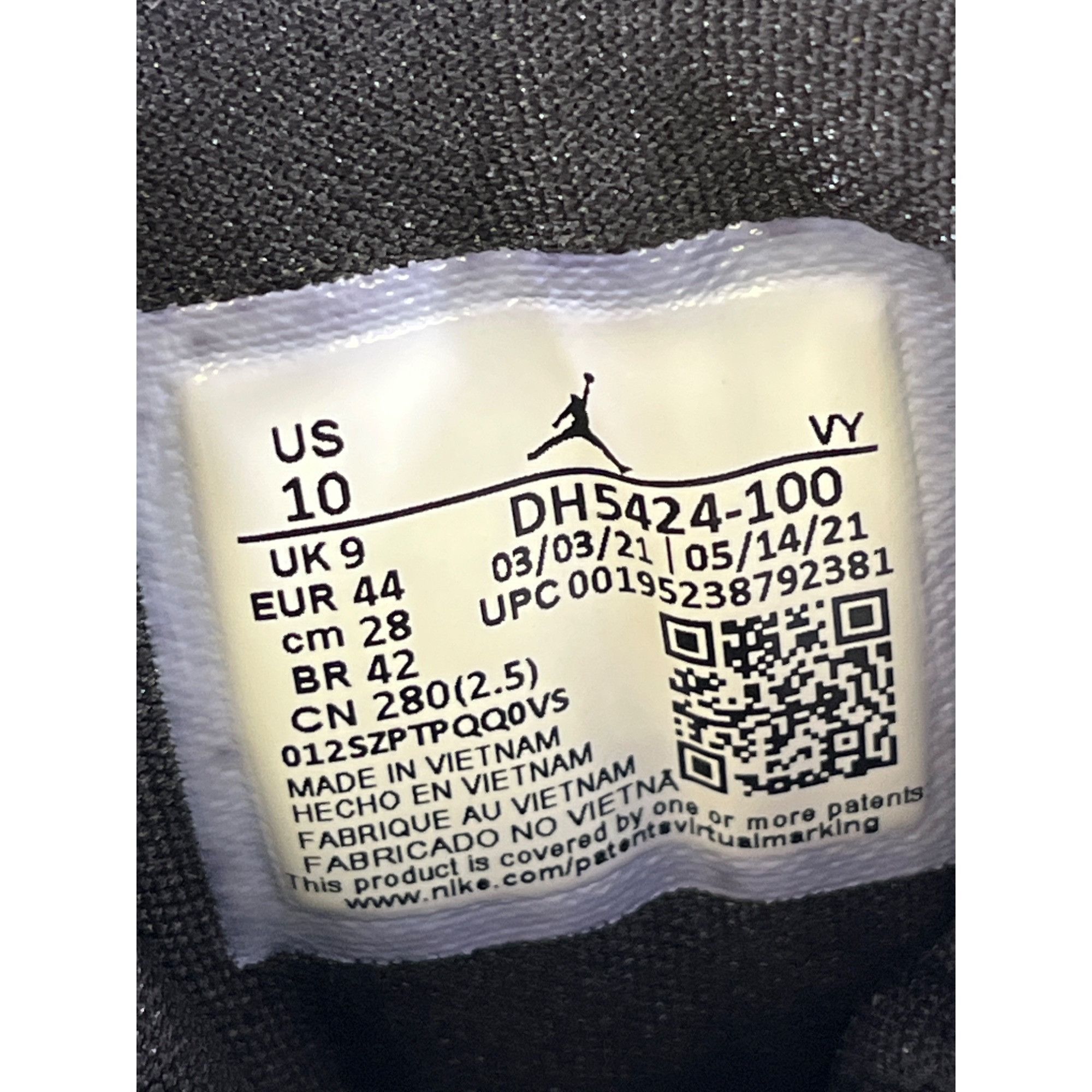 Jordan Brand Air Jordan Flight Club 91 DH5424-100 Men's White Sneakers Si Size US 10 / EU 43 - 7 Thumbnail