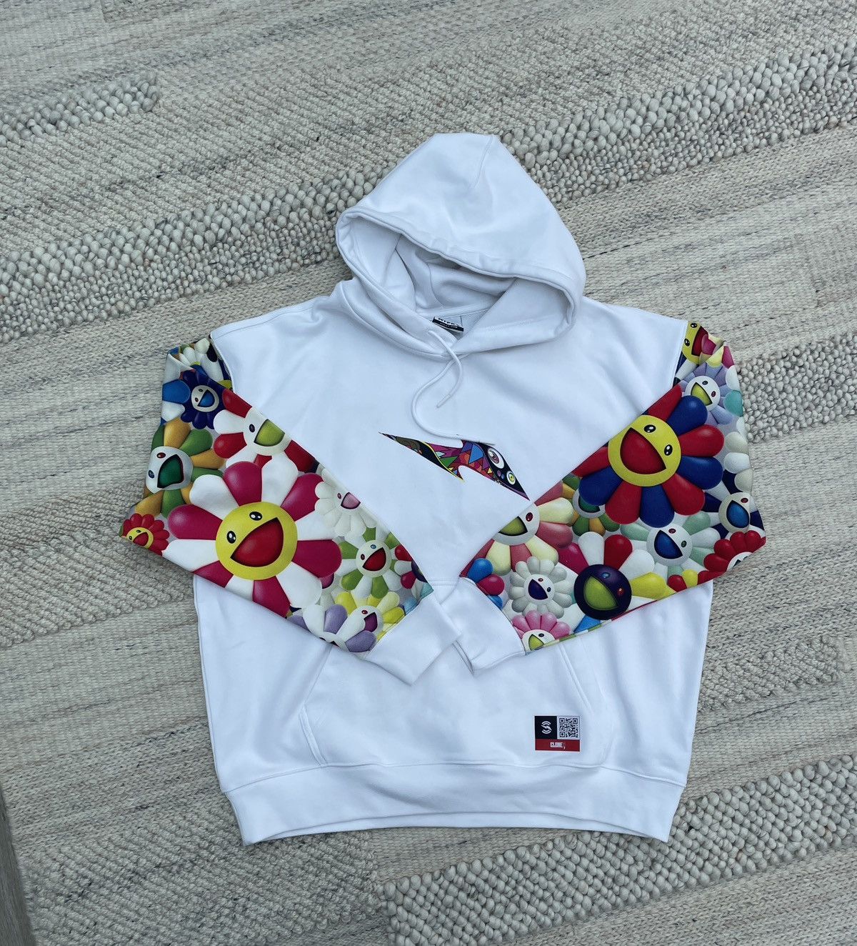 Takashi Murakami RTFKT CLONE X MURAKAMI HOODIE RARE Size US L / EU 52-54 / 3 - 1 Thumbnail