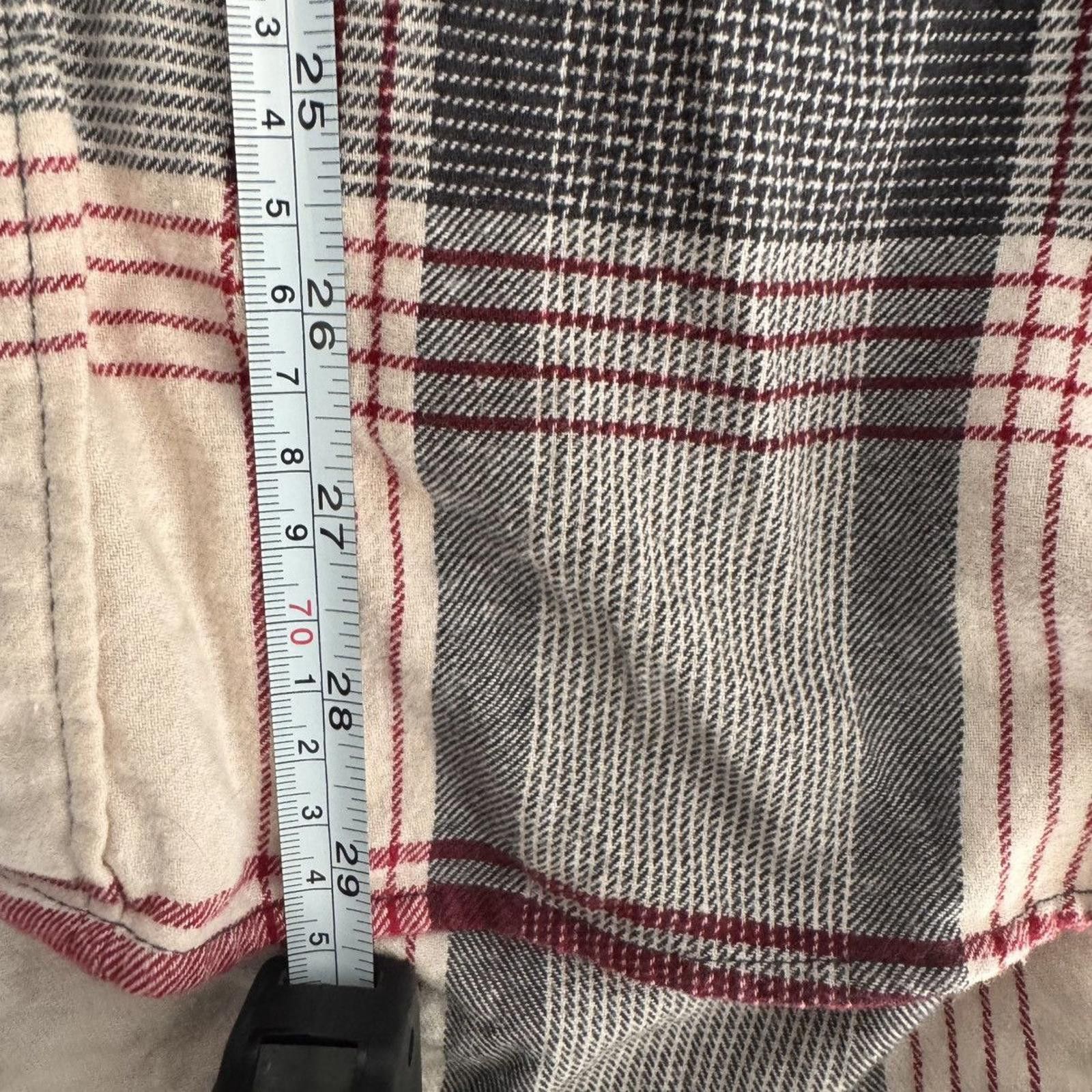 Forever 21 FOREVER 21 • VNTG Multicolor Flannel (XL) Size US XL / EU 56 / 4 - 5 Thumbnail
