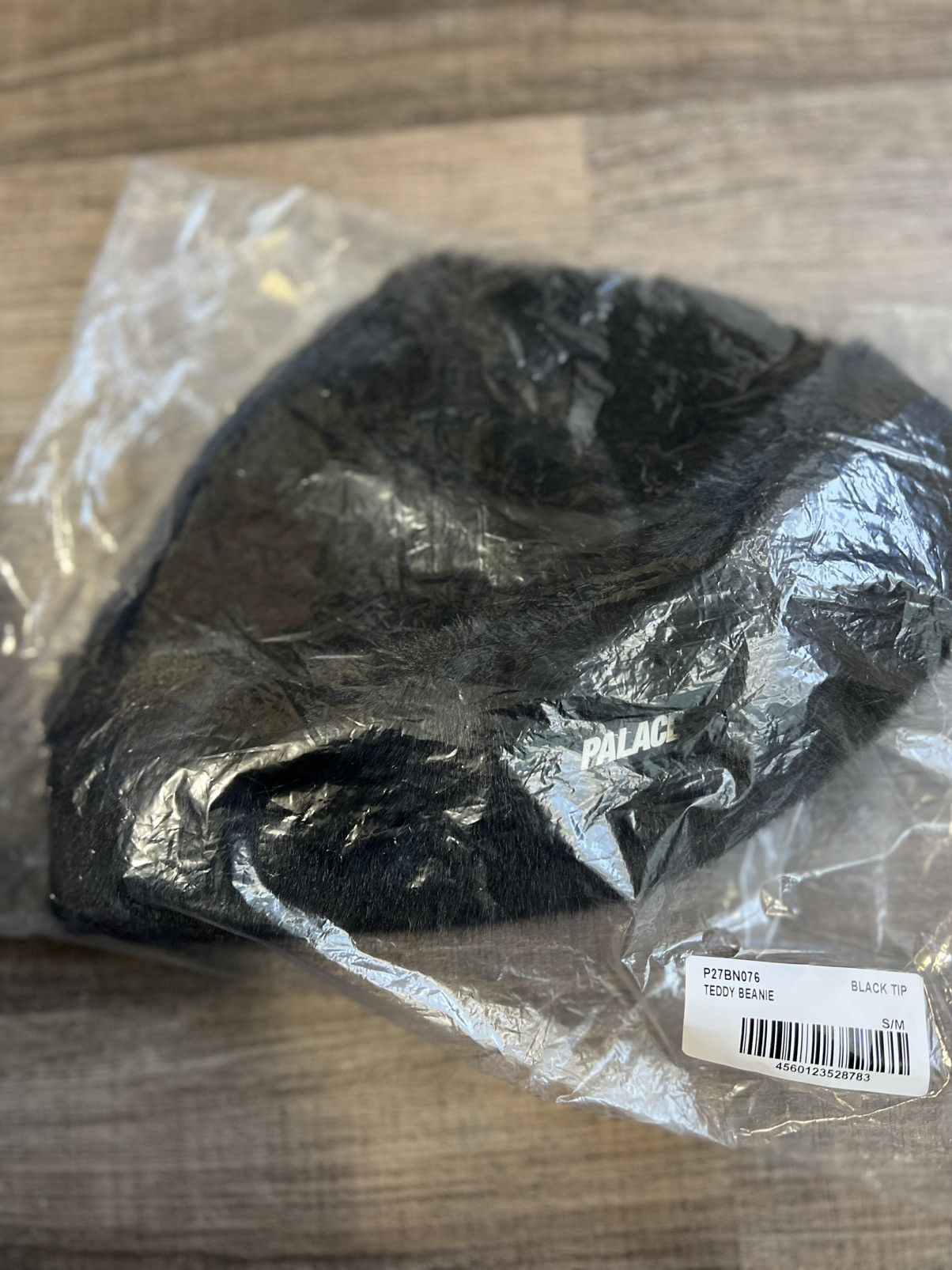 Palace Palace Teddy Beanie S/M Black Tip Size ONE SIZE - 3 Thumbnail