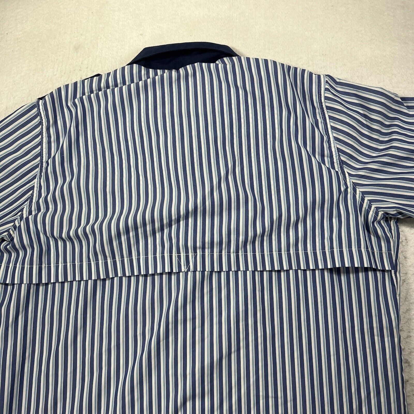 Disney Disney Parks Large Cast Member Striped Button Front Shirt Size US L / EU 52-54 / 3 - 11 Thumbnail