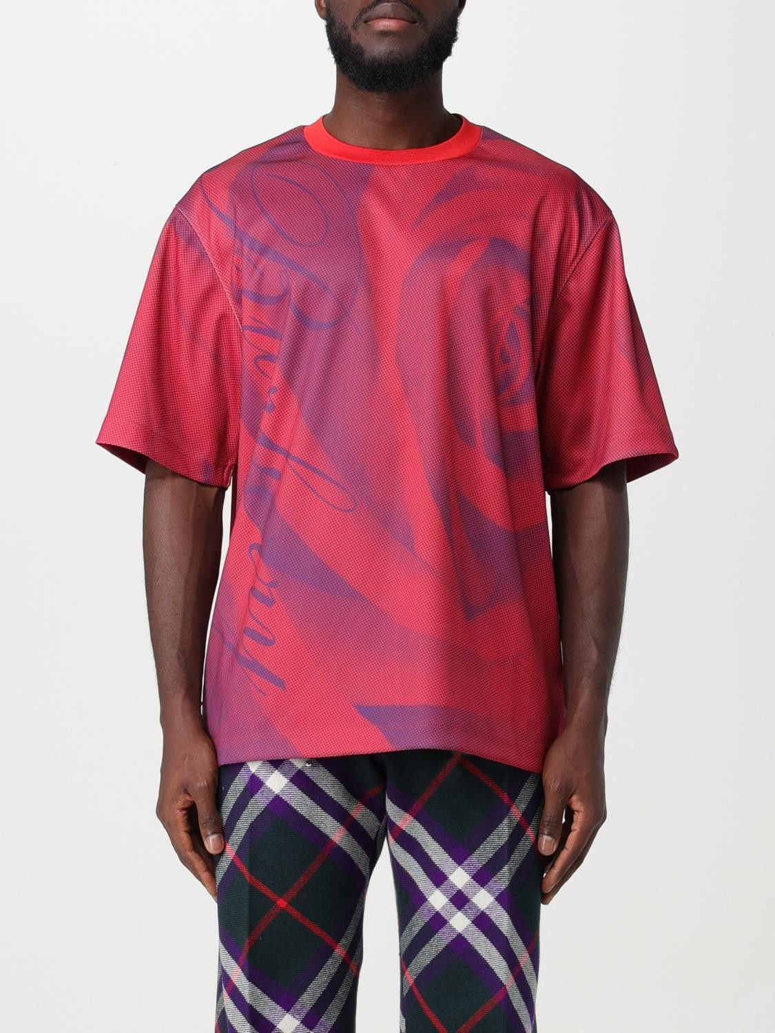 Burberry o1y0426 Crewneck T-Shirt in Red/Purple Size US S / EU 44-46 / 1 - 1 Thumbnail