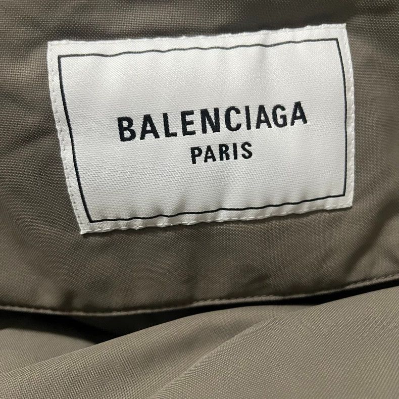 Balenciaga 22 SS show big collar down vest 2504-Nextarrow