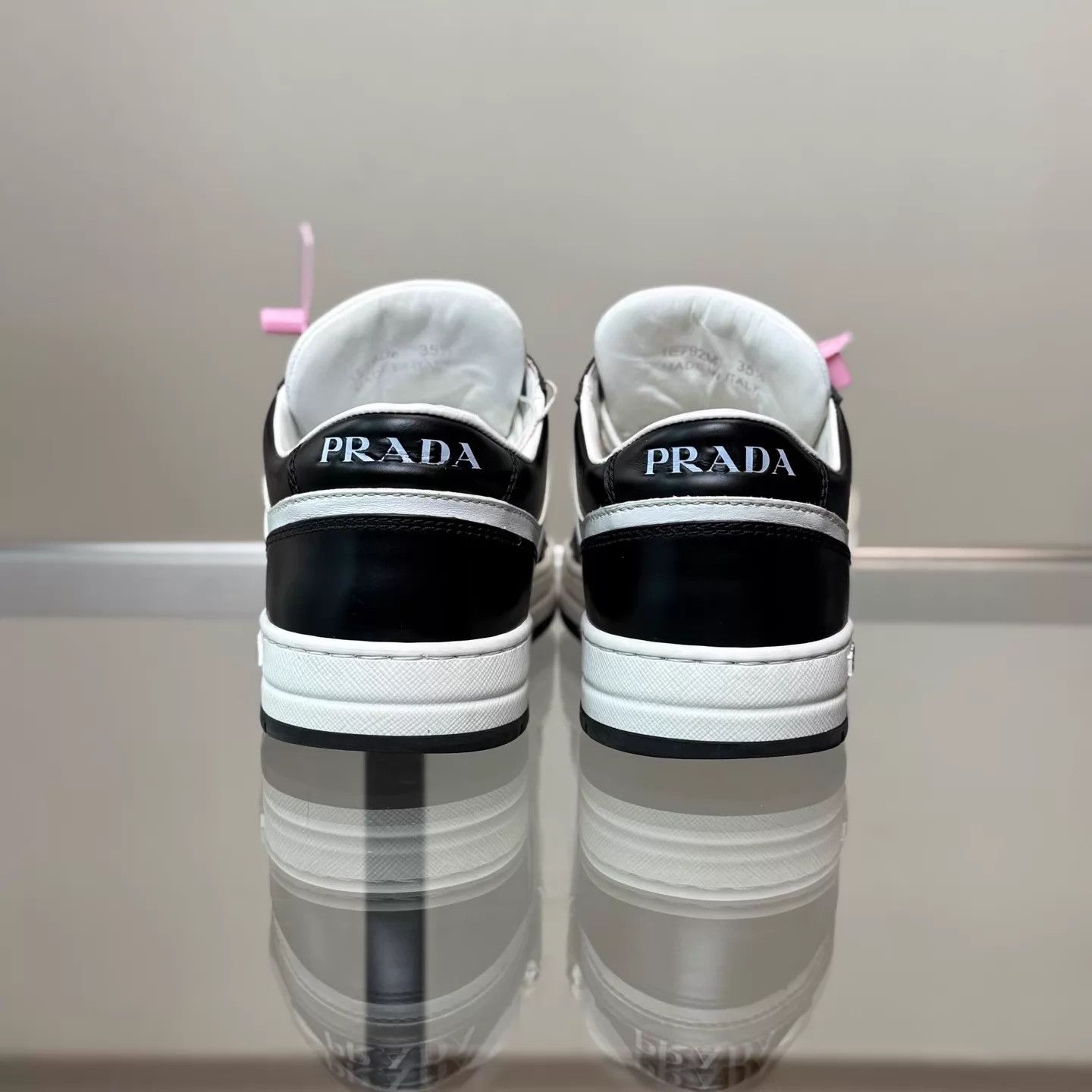 Prada Prada Downtown B&W TriLogo Shoes 35.5 98 DM1979 Size US 5 / IT 35 - 3 Thumbnail