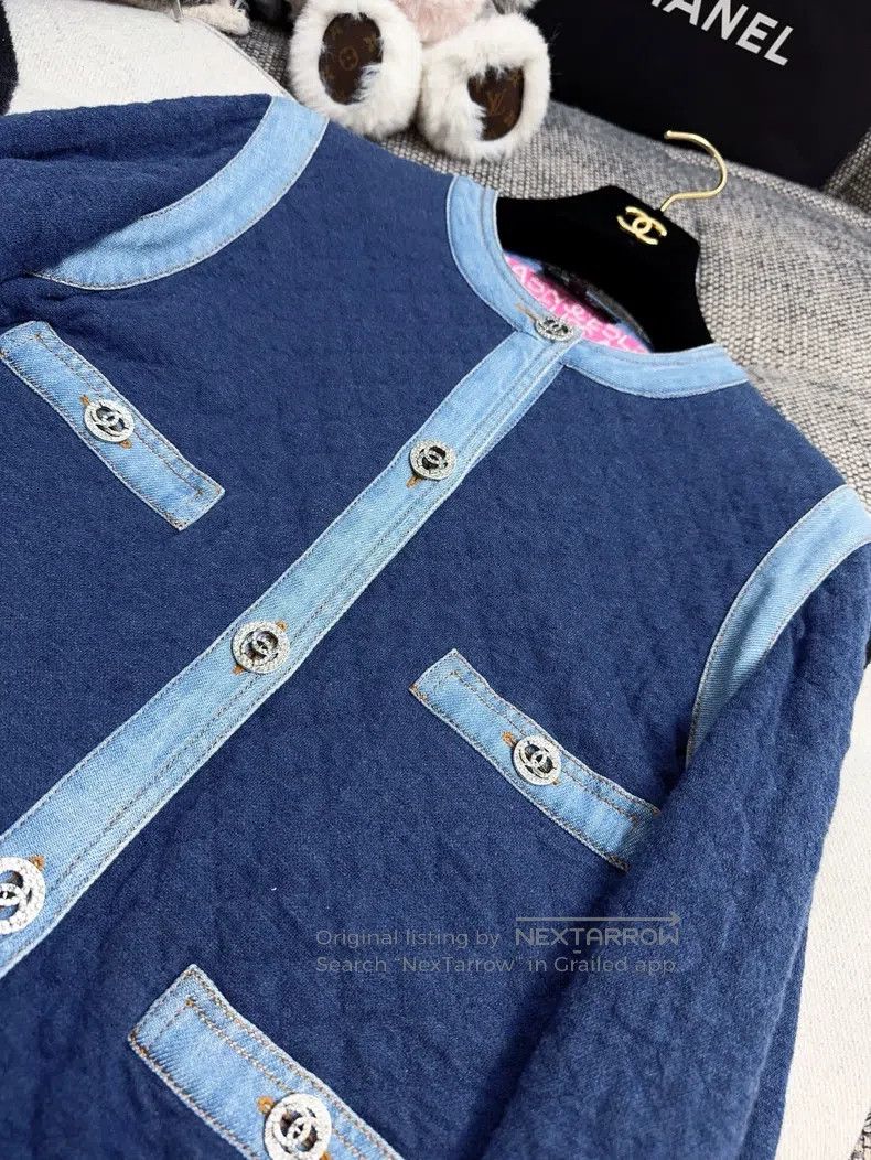 Chanel Chanel Early spring blue diamond checkered diamond button Size XS / US 0-2 / IT 36-38 - 5 Thumbnail
