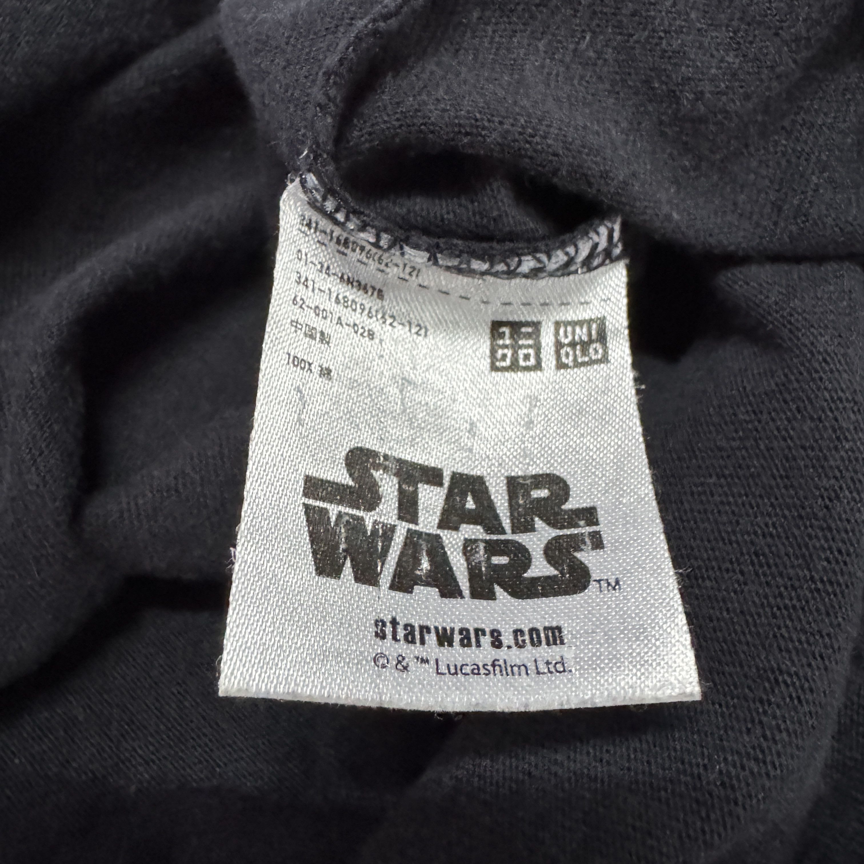 Uniqlo Uniqlo X Star Wars BB-8 Graphic Sunfaded Tshirt Size US XL / EU 56 / 4 - 8 Thumbnail