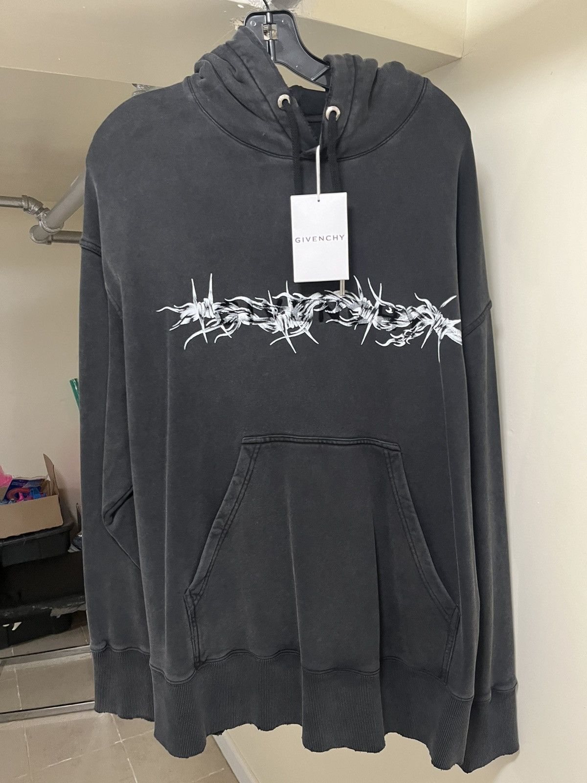 Givenchy Givenchy Hoodie Sz M Size US M / EU 48-50 / 2 - 4 Thumbnail