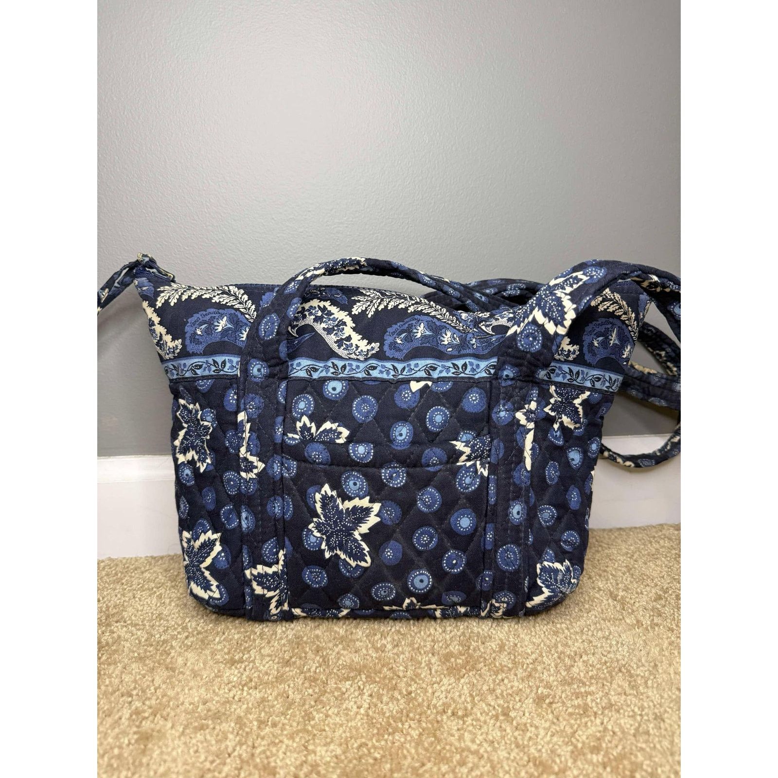 Vera Bradley Vera Bradley Quilted Tropical Shoulder Tote Bag Navy Blue Size ONE SIZE - 6 Thumbnail