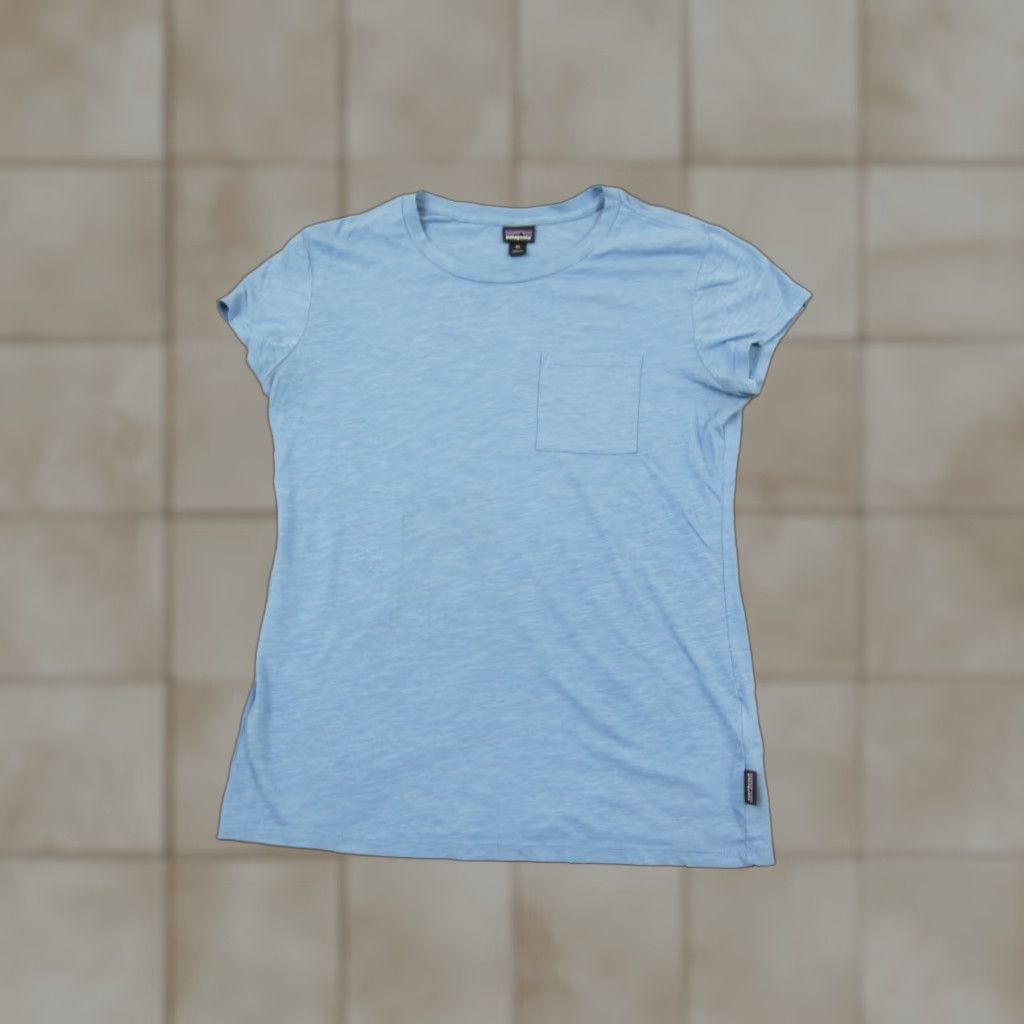 Patagonia Patagonia Shirt Womens XS Blue Mainstay Pocket Casual Tee Shirt Shirt T-Shirt Casual City Outdoor Womens XS Blue Asian? Size XS / US 0-2 / IT 36-38 - 1 Thumbnail