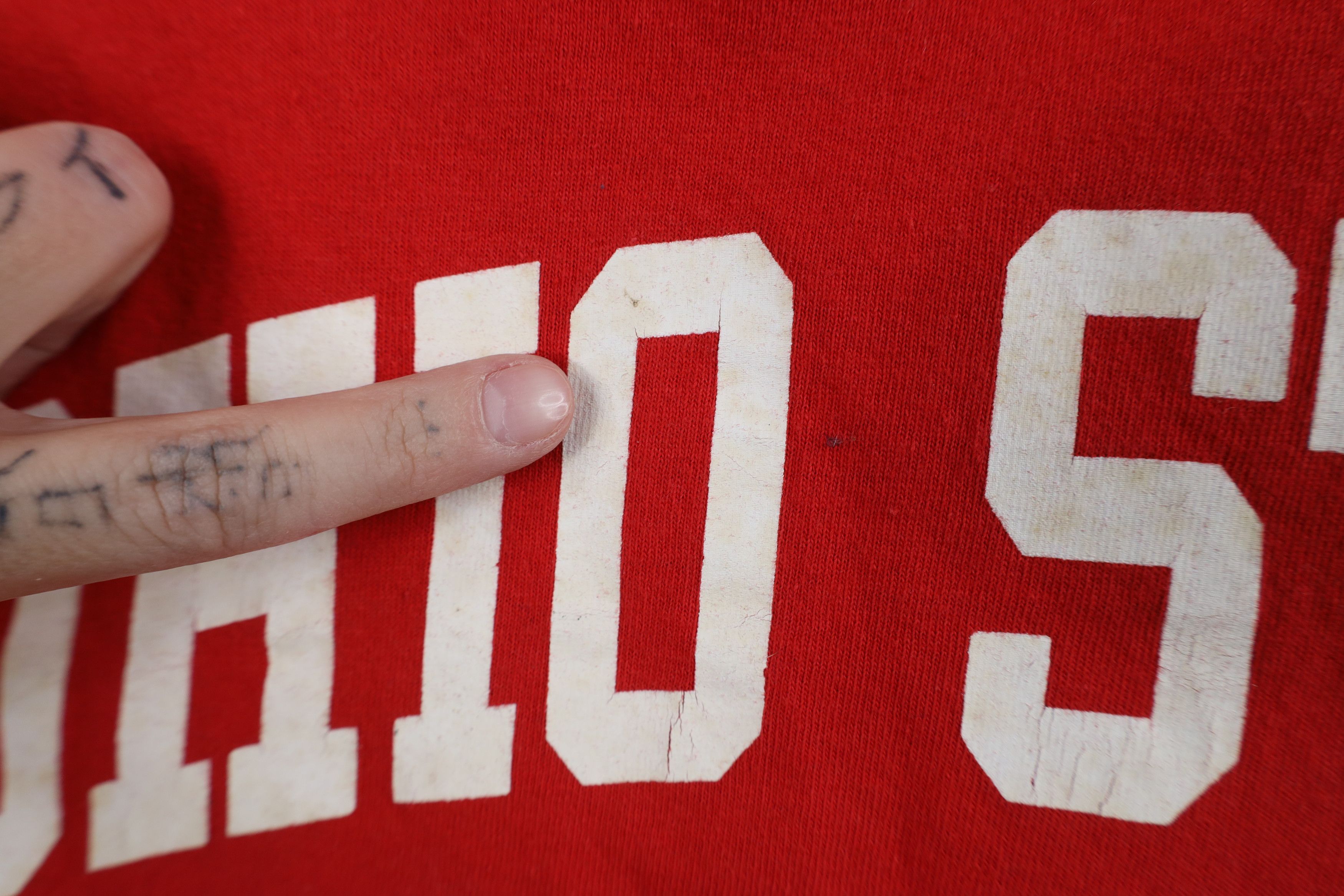 Vintage Vintage Spell Out Ohio State University T-Shirt Red Cotton Size US XL / EU 56 / 4 - 6 Thumbnail