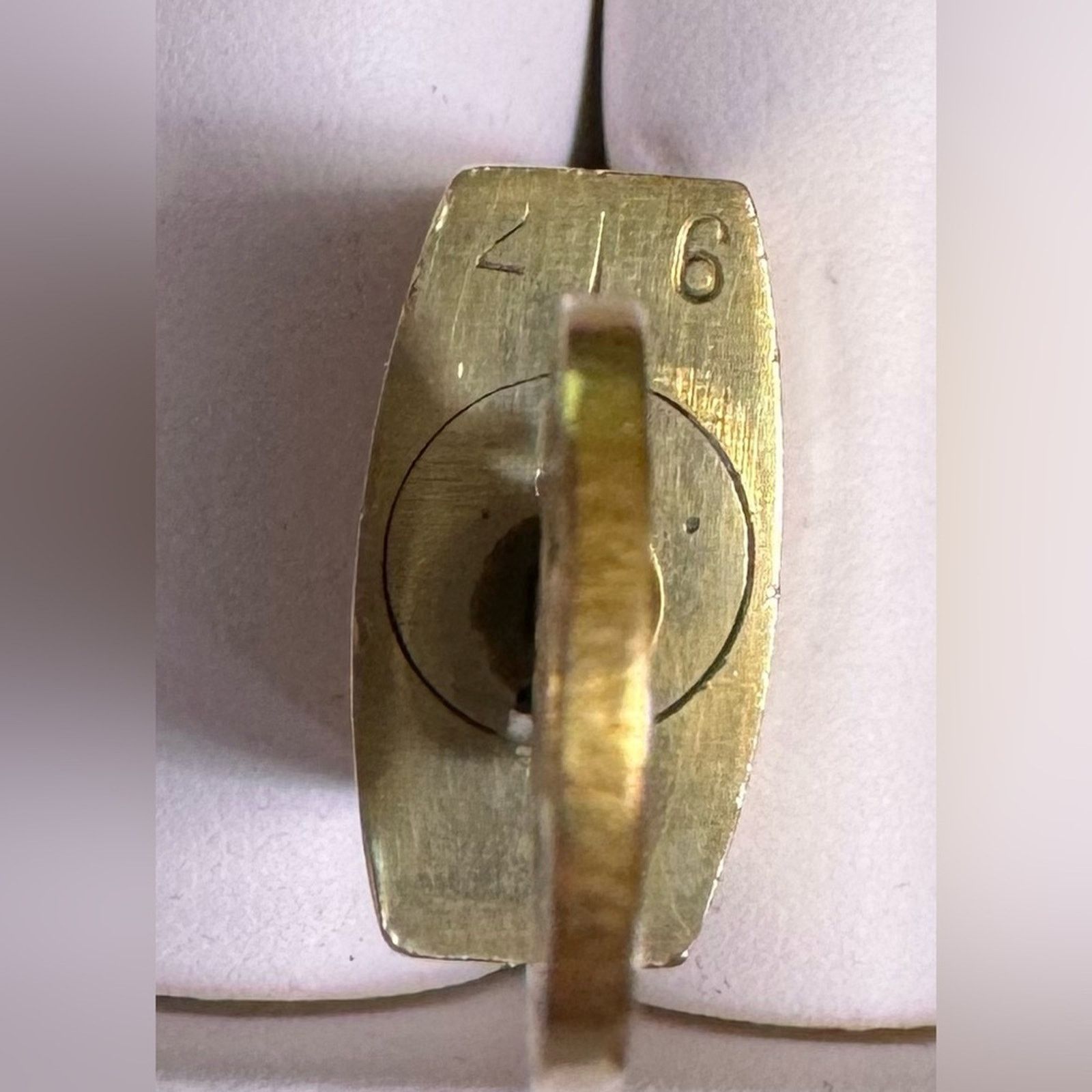 Louis Vuitton Louis Vuitton Lock and Key #216 Size ONE SIZE - 2 Thumbnail