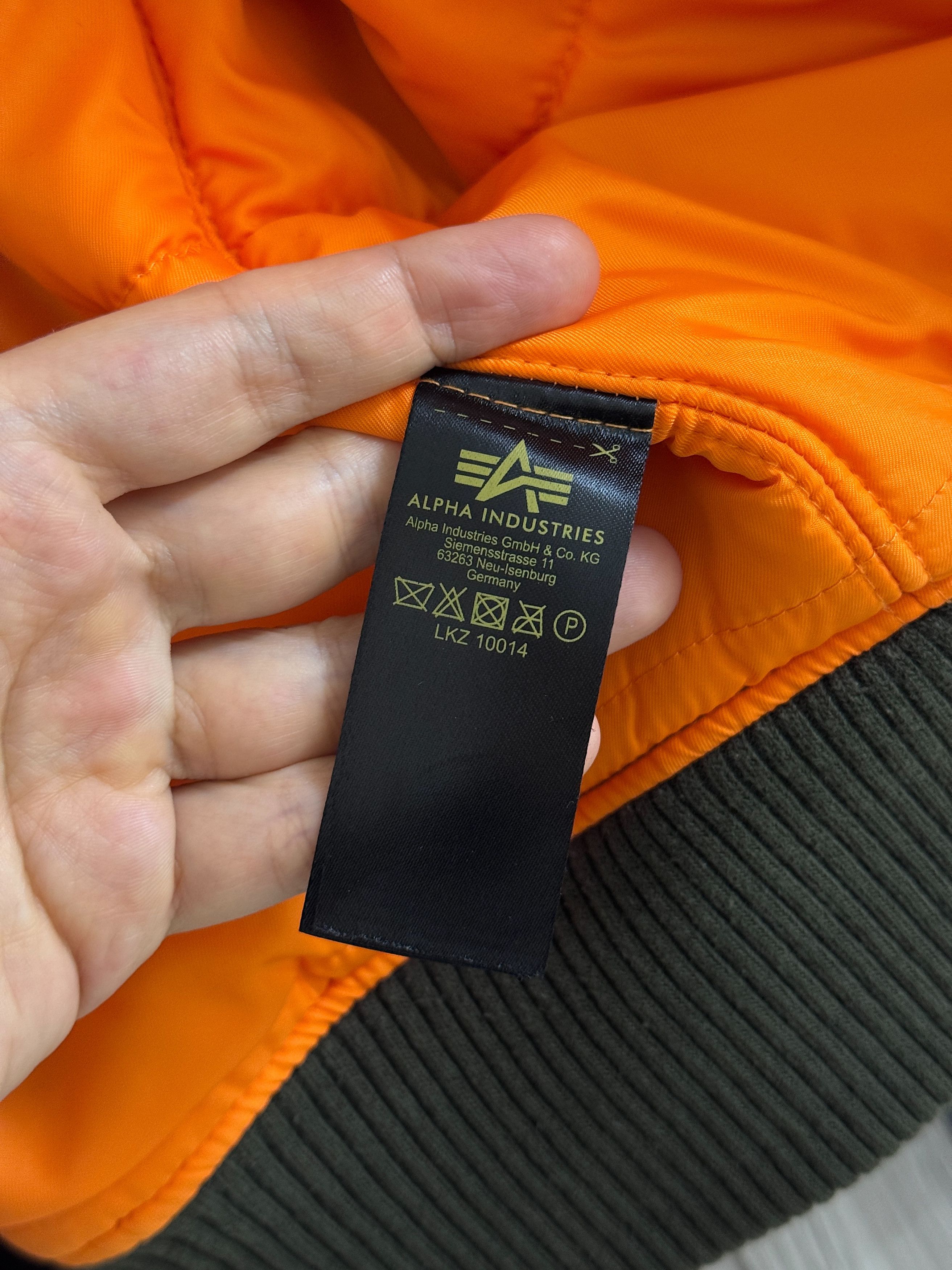 Alpha Industries Alpha Industries MA-1 TT Flying Bomber Jacket Size US M / EU 48-50 / 2 - 19 Thumbnail