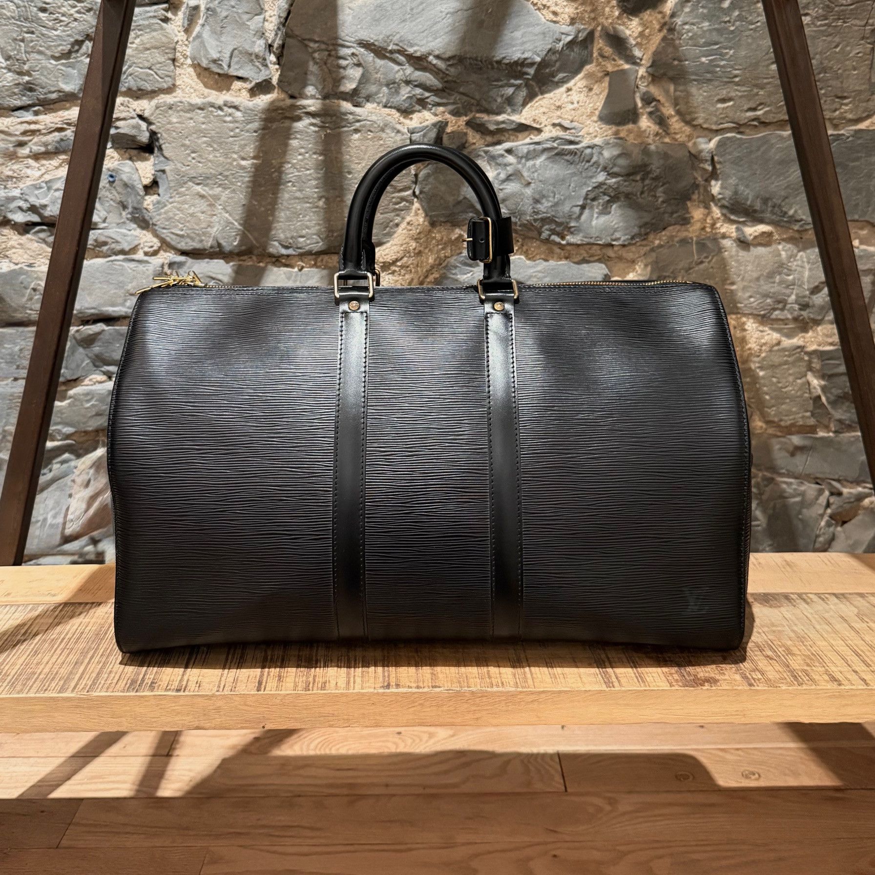 Louis Vuitton Louis Vuitton Vintage Black Epi Keepall 50 Duffle Bag Size ONE SIZE - 2 Thumbnail