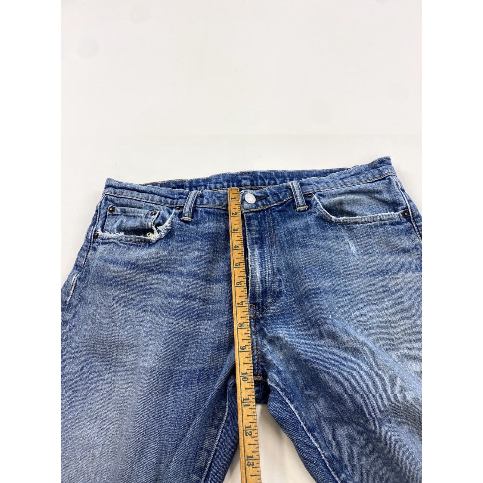 Levi's Levi’s 504 Jeans Mens Size 33x31 Blue Distressed Straight Jeans Mens 33 Blue Distressed 504 Levi’s Mens Clothing Size US 33 - 5 Thumbnail
