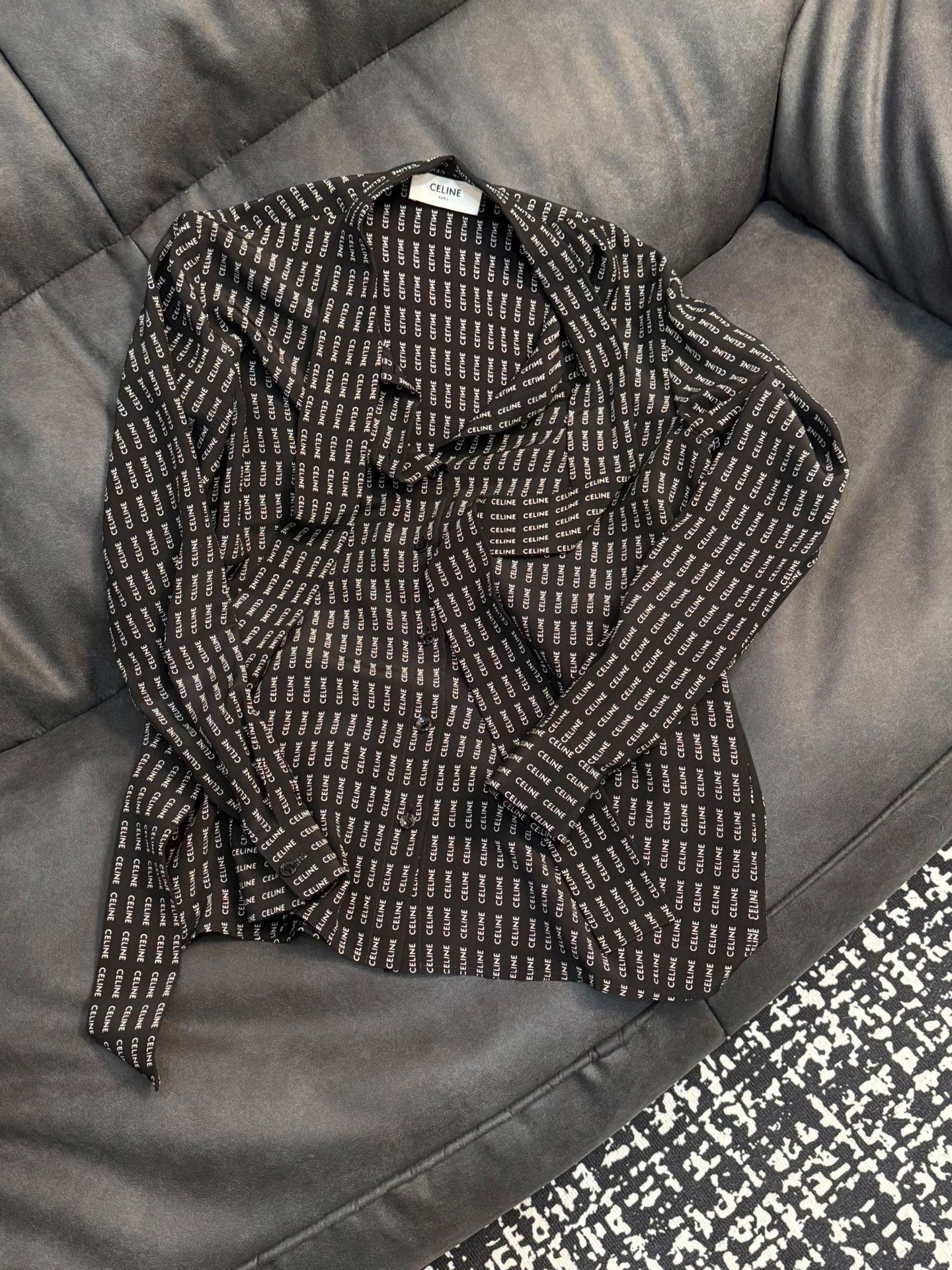 Celine CELINE Logo Print Silk Shirt Size M / US 6-8 / IT 42-44 - 1 Thumbnail