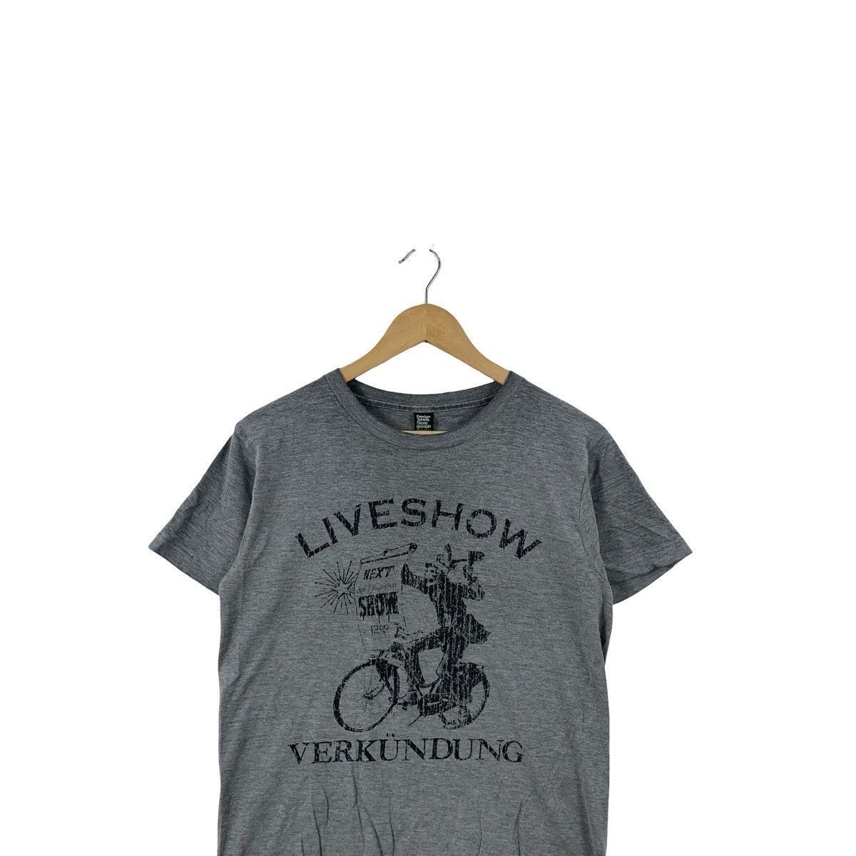 Vintage Vintage Liveshow Verkundung Graphic Distressed Bicycle Size US S / EU 44-46 / 1 - 2 Thumbnail