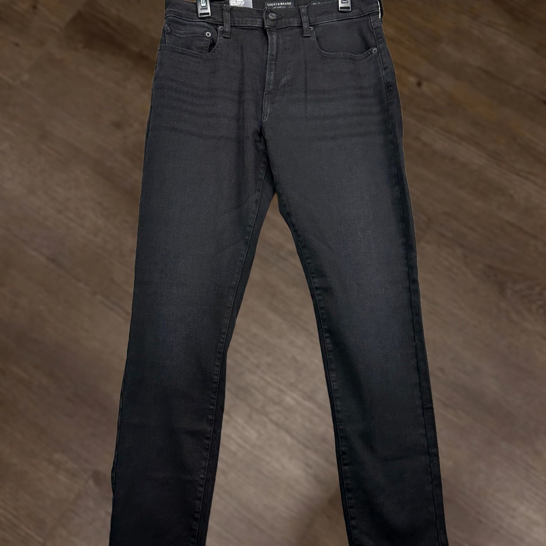 Lucky Brand Lucky Brand 412 Men Slim Jeans 32X32 Black Distressed 2 Way Stretch Athletic NEW Jeans Slim Men Black 32 32 Inseam 32 Mens Size US 32 / EU 48 - 1 Thumbnail