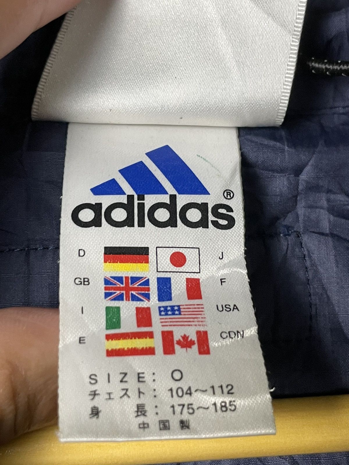 Adidas × Japanese Brand × Vintage Vintage ADIDAS Men’s Windbreaker (90) Size US M / EU 48-50 / 2 - 11 Thumbnail