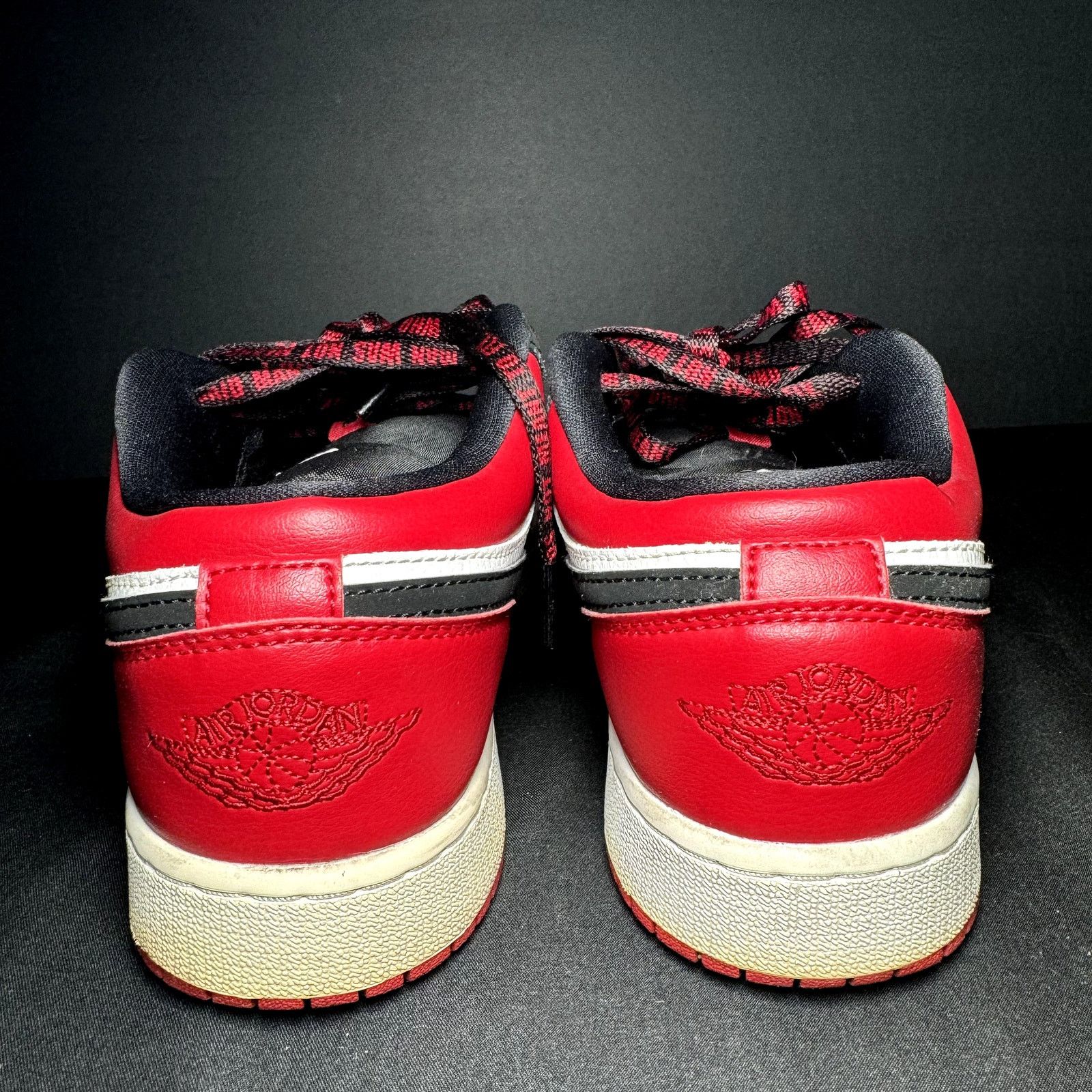 Jordan Brand × Nike Size 7 - Nike Air Jordan 1 Low GS Black Toe Men's Shoes Size US 7 / EU 40 - 5 Thumbnail