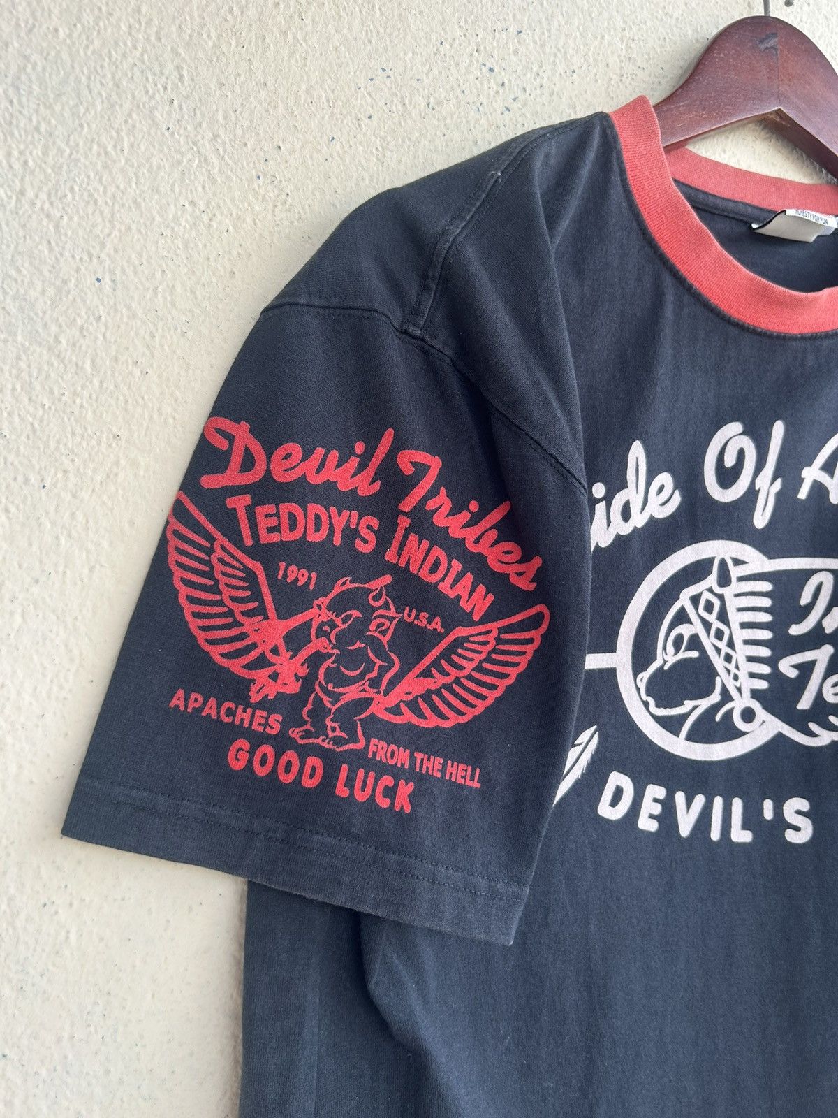 Indian Motorcycle × Tedman Devil’s Chief Apaches From The Hell Tshirt Size US XS / EU 42 / 0 - 3 Thumbnail