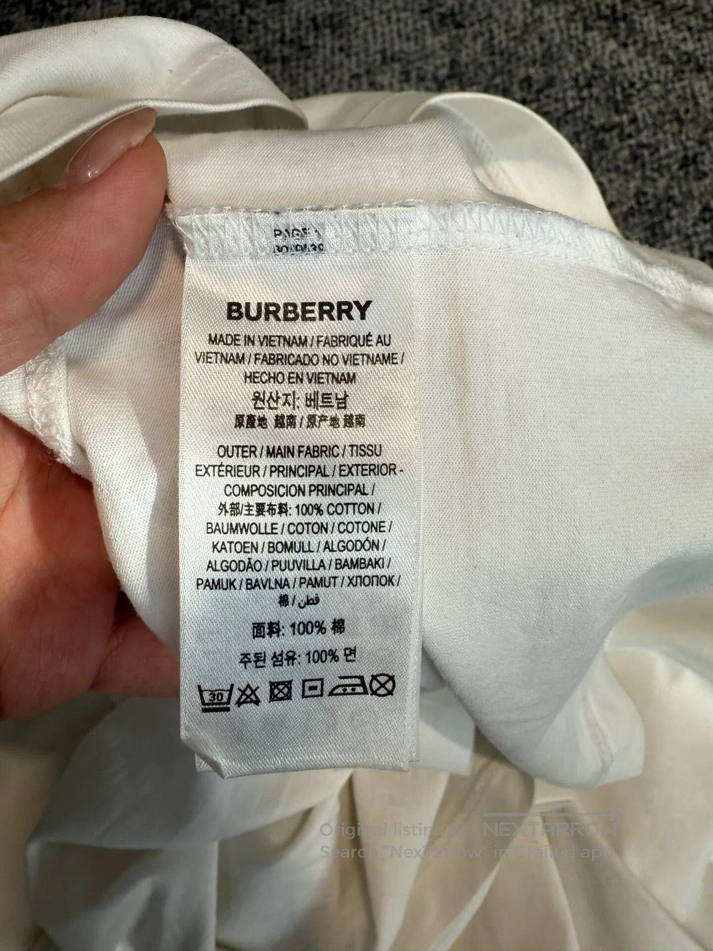 Burberry Burberry Short Sleeve T. Size US XL / EU 56 / 4 - 3 Thumbnail