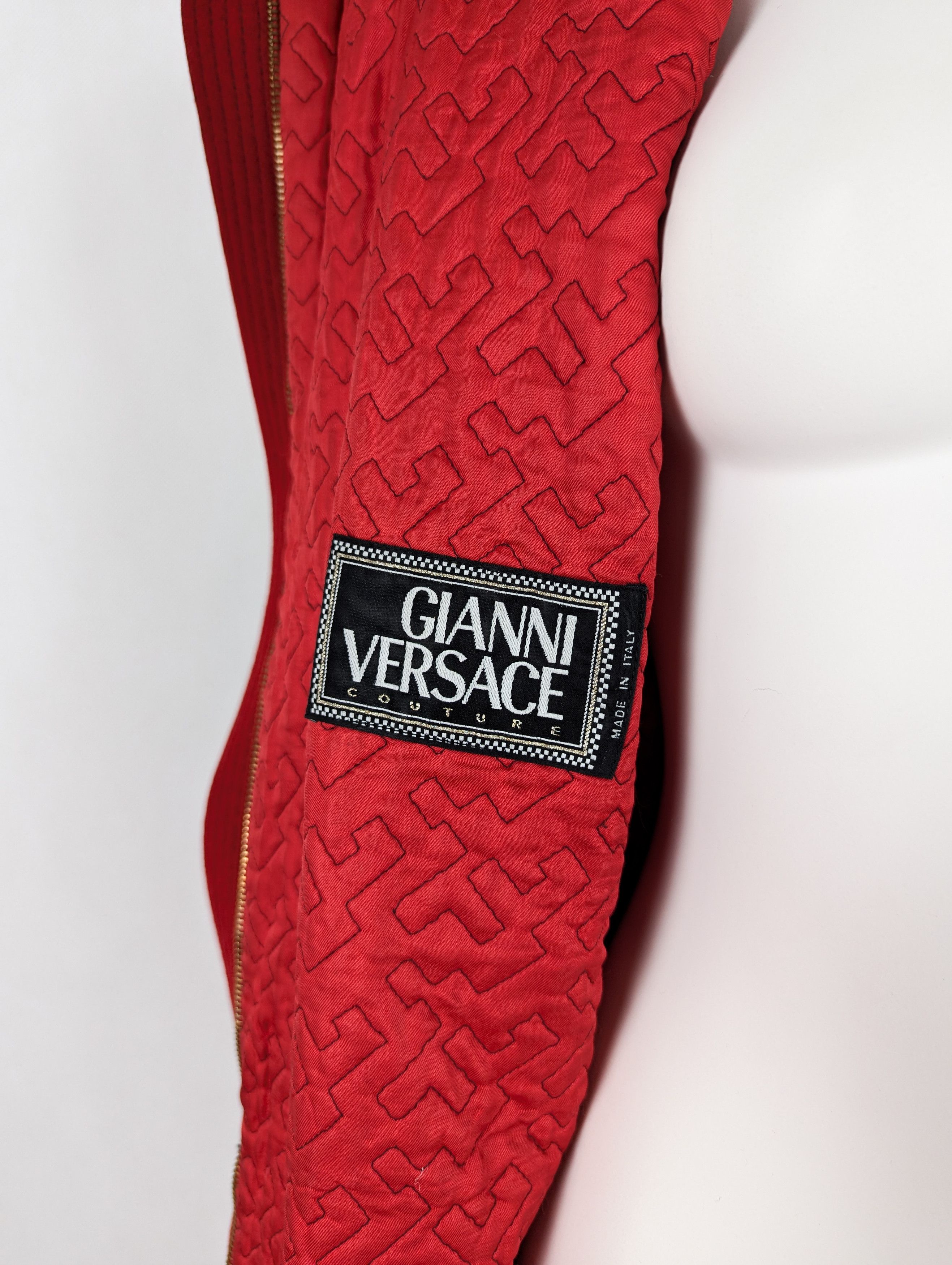 Versace Gianni Versace red wool dufflecoat coat L Size L / US 10 / IT 46 - 8 Thumbnail