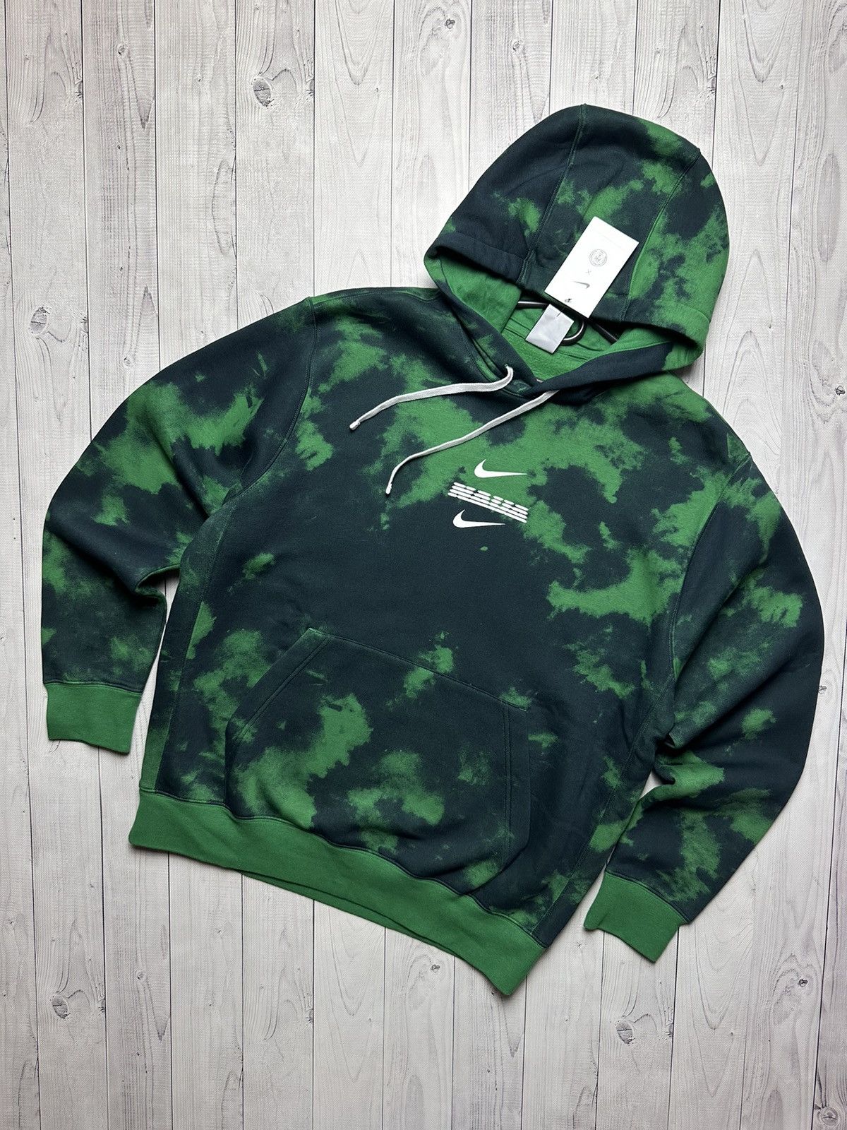 Nike Nigeria Nike soccer hoodie rare green logo size L Size US L / EU 52-54 / 3 - 1 Thumbnail