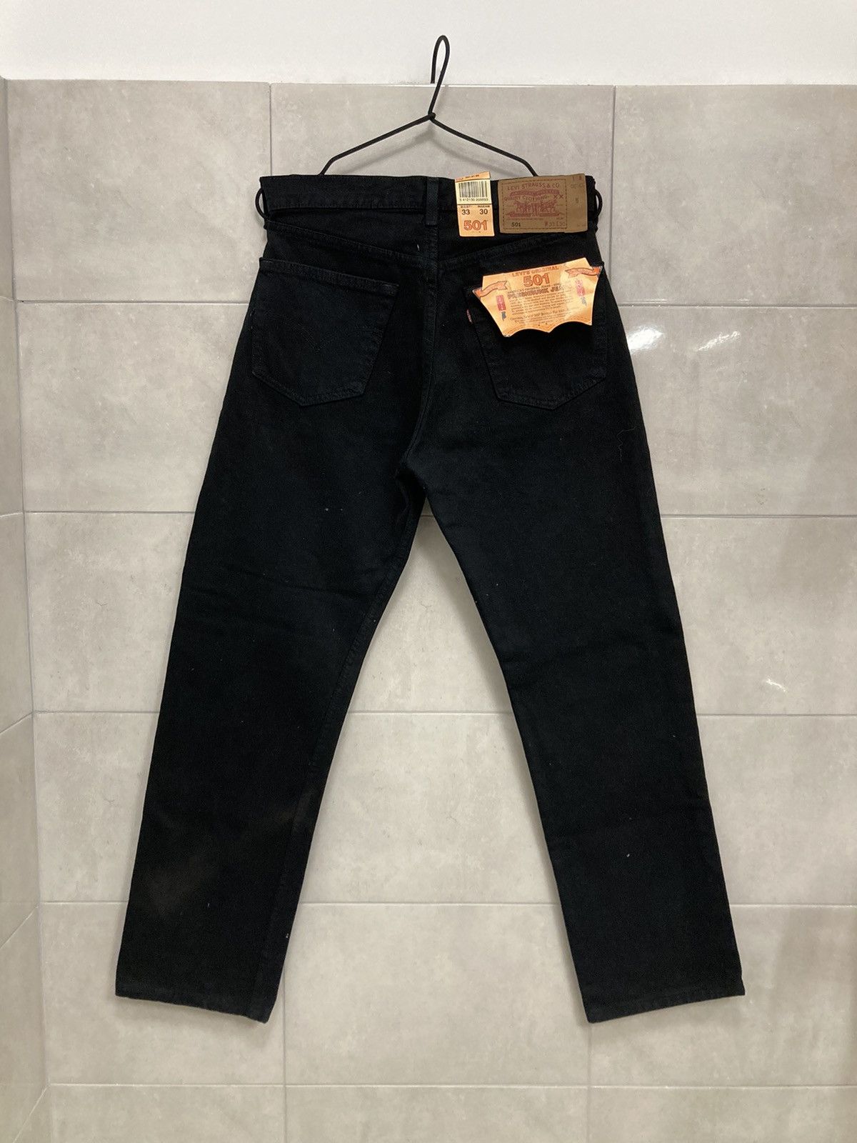 image of Levis Vintage Clothing x Vintage 1993 Dead-Stock Levis 501 Jeans in Black, Men's (Size 33)