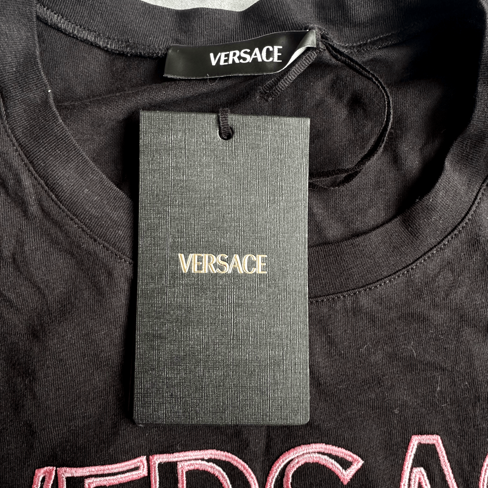 Versace Versace Black Shirt With Pink Front Logo Size Medium Retail Size M / US 6-8 / IT 42-44 - 3 Thumbnail