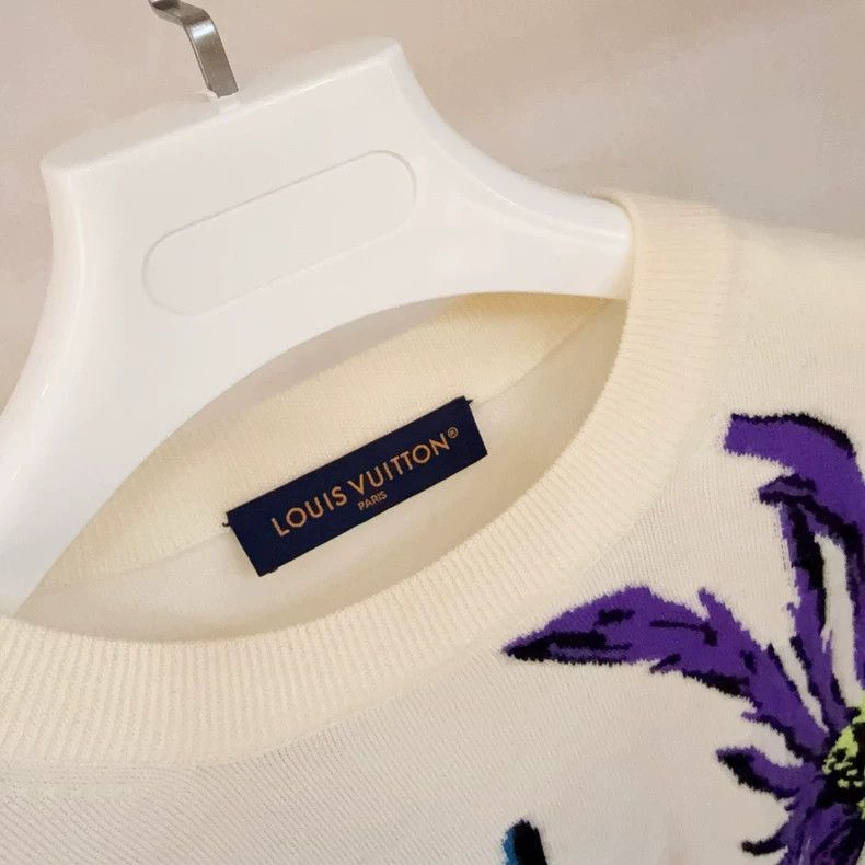 Louis Vuitton Louis Vuitton White Thistle Floral Pullover sweater Size US S / EU 44-46 / 1 - 5 Thumbnail