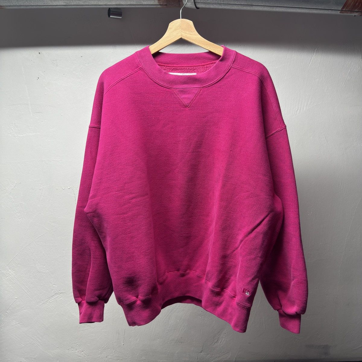 Vintage 90s Russell Athletic Heavy Boxy Pink Sweatshirt ERD Grunge Size US XL / EU 56 / 4 - 1 Thumbnail
