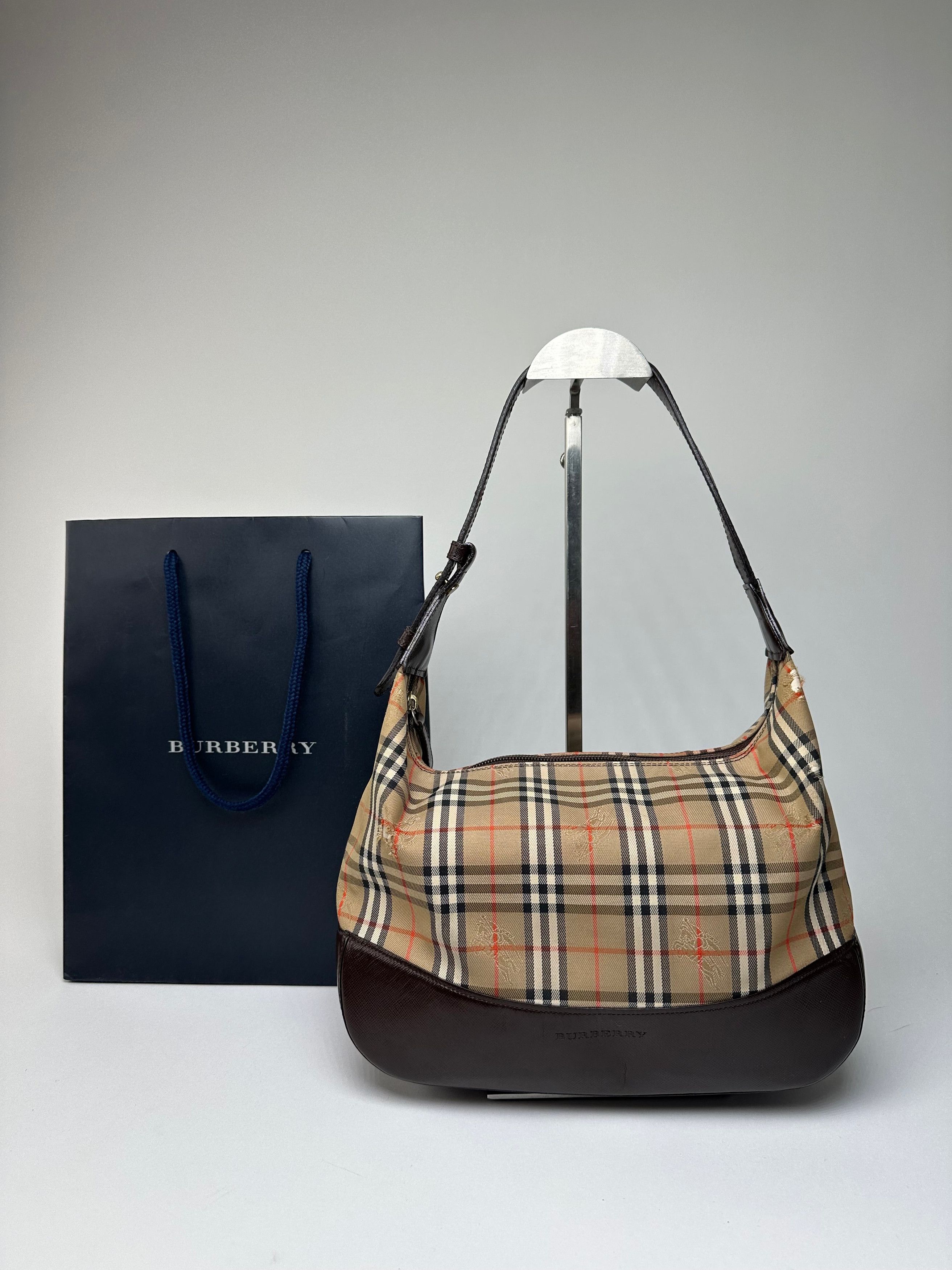 Burberry Vintage Haymarket Check Shoulder Bag Beige Brown Size ONE SIZE - 1 Thumbnail