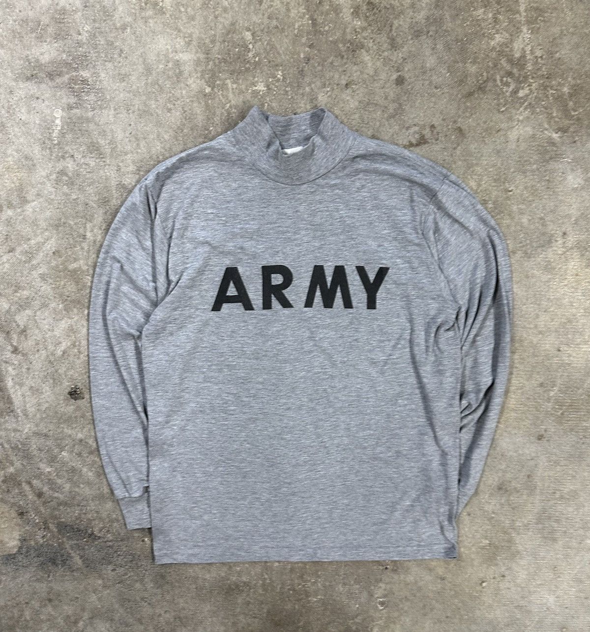 Vintage Vintage 90s Army Military Mockneck Spell Out T-Shirt Size US M / EU 48-50 / 2 - 1 Thumbnail