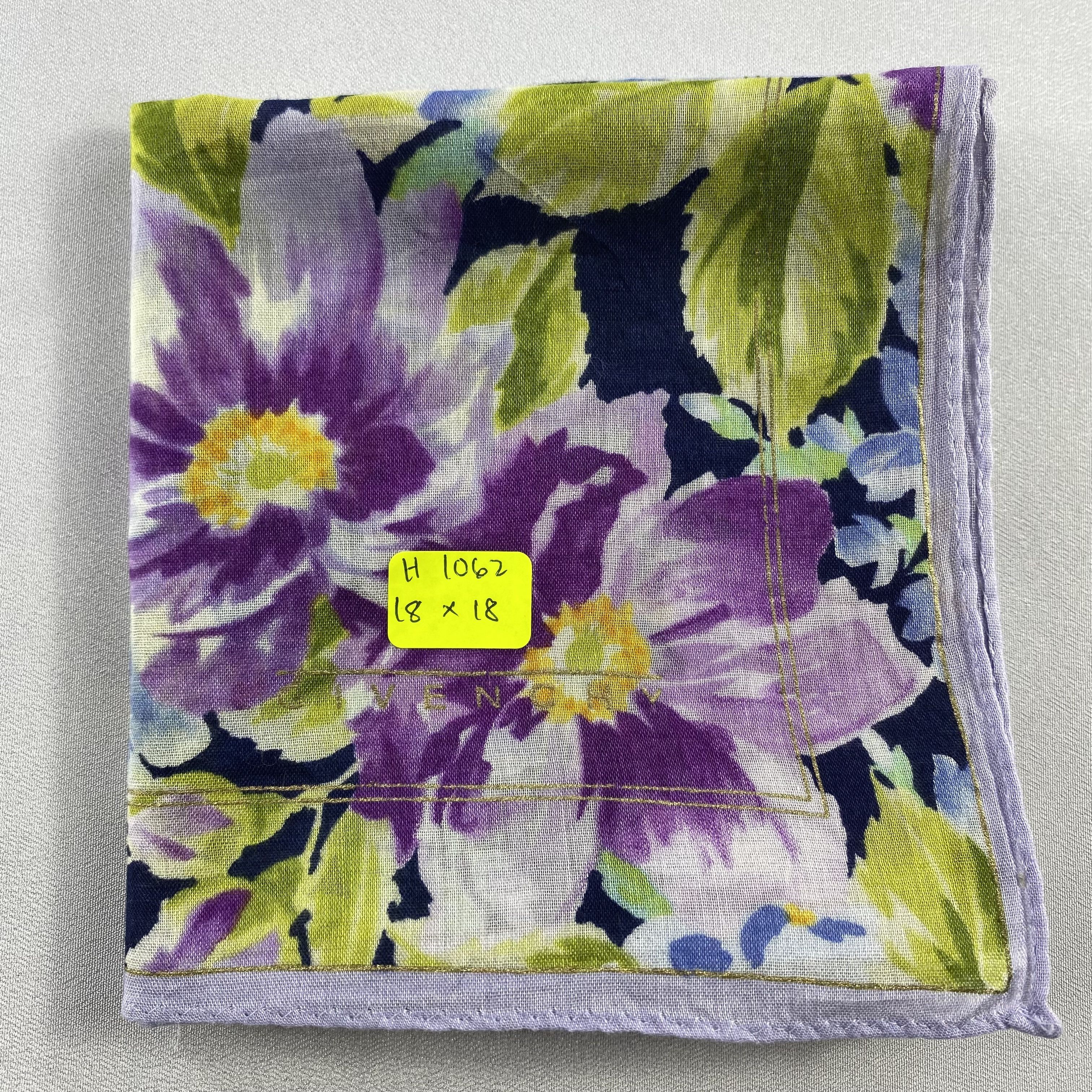 Vintage Givenchy Bandana/ Handkerchief / Neckerchief Size ONE SIZE - 5 Thumbnail