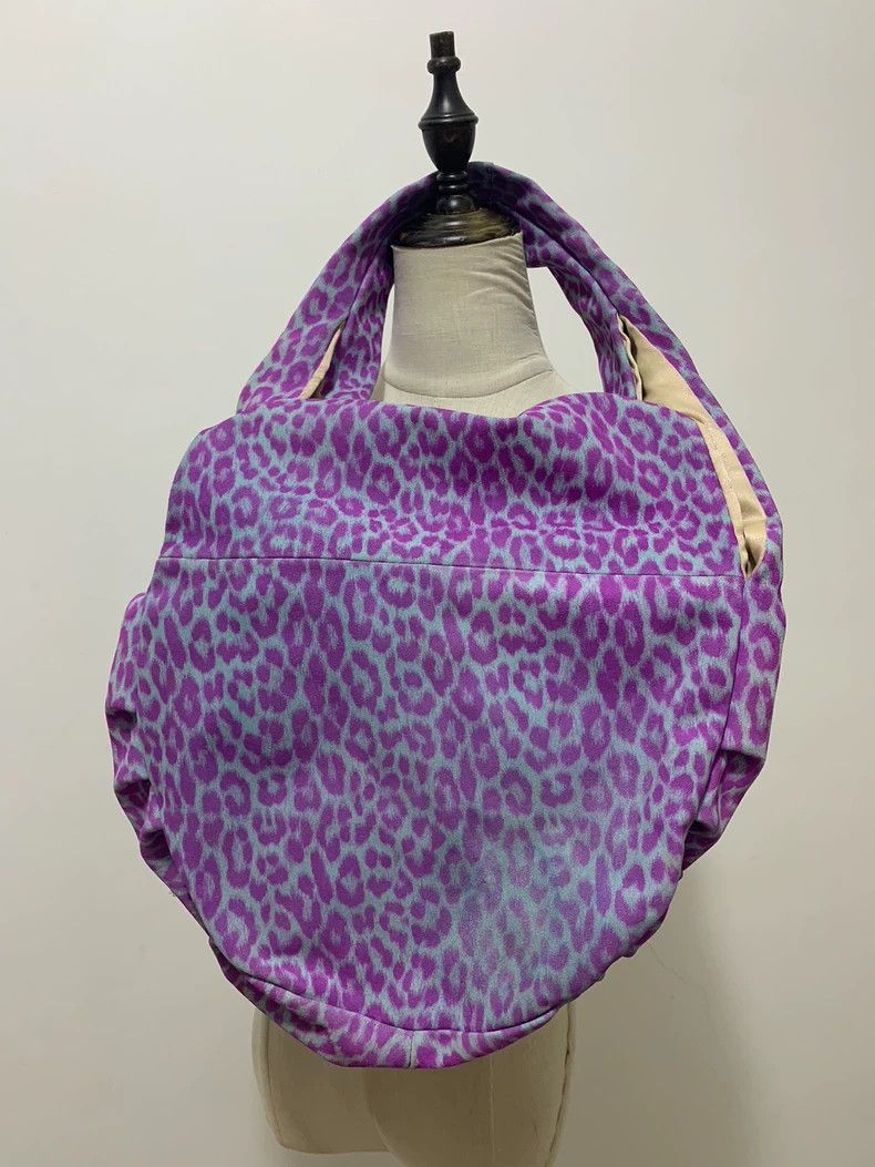 Vivienne Westwood Vivienne Westwood size os Purple leopard print tiger head b Size ONE SIZE - 8 Thumbnail